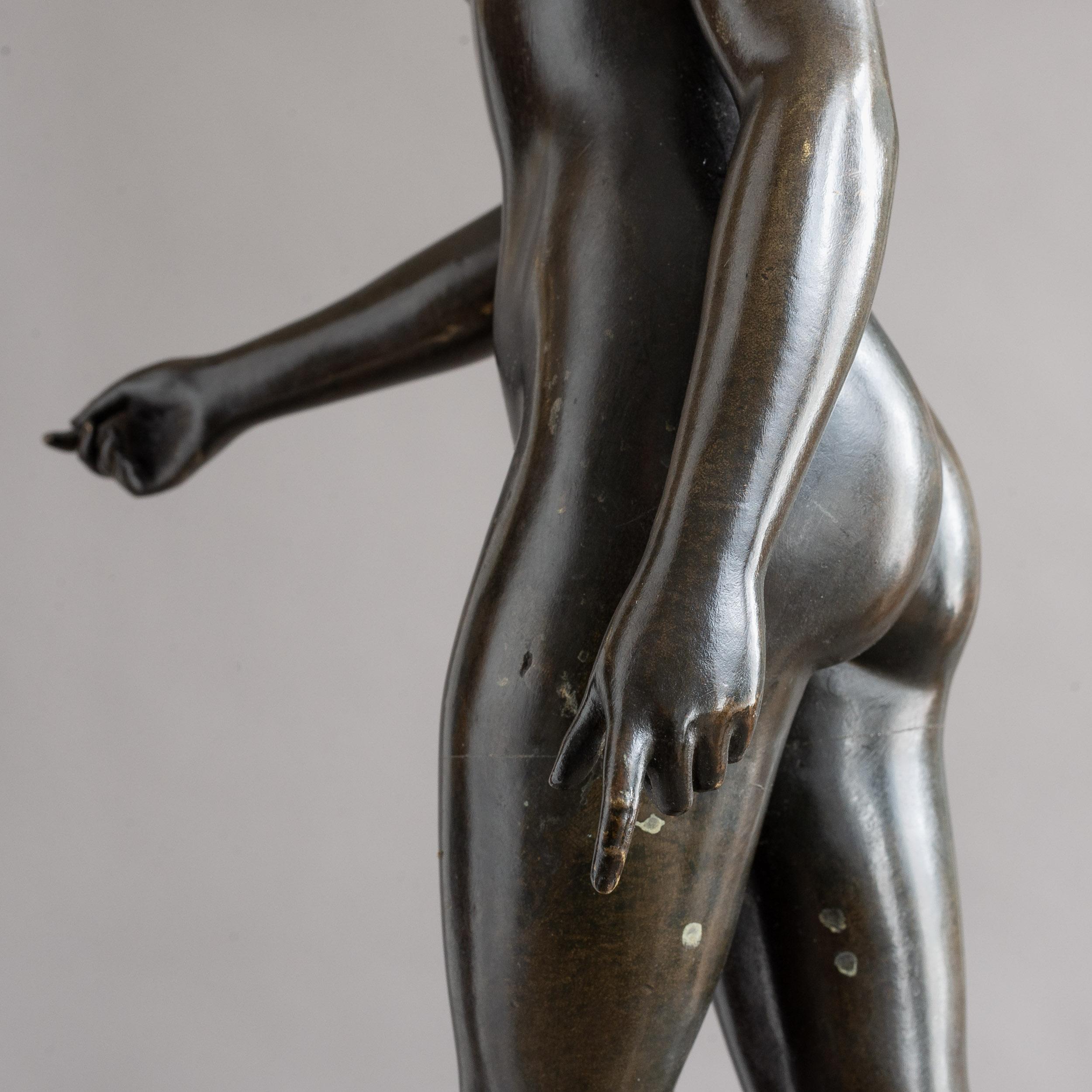 Modèle en bronze de Diane chasseresse en vente 5