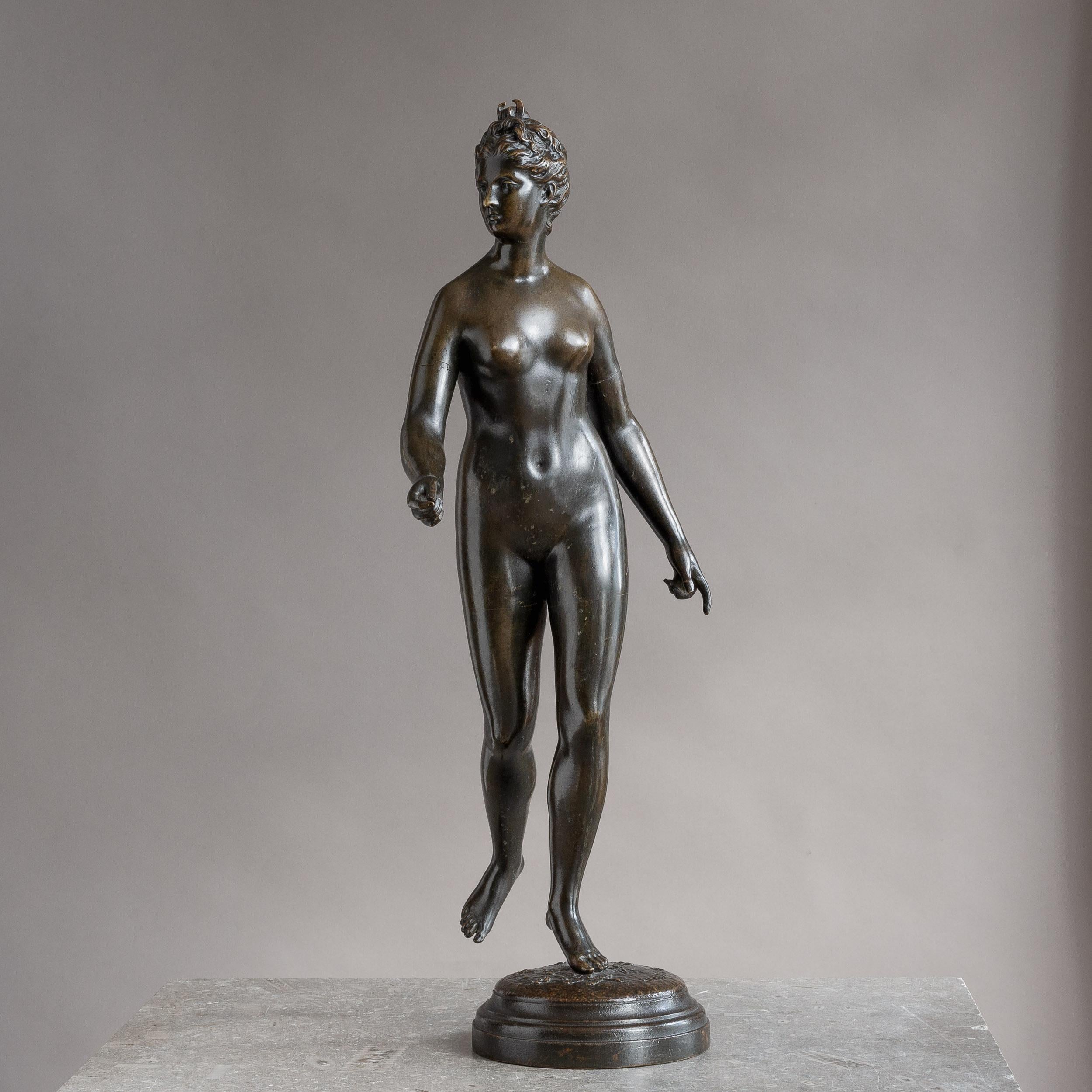 Modèle en bronze de Diane chasseresse en vente 1