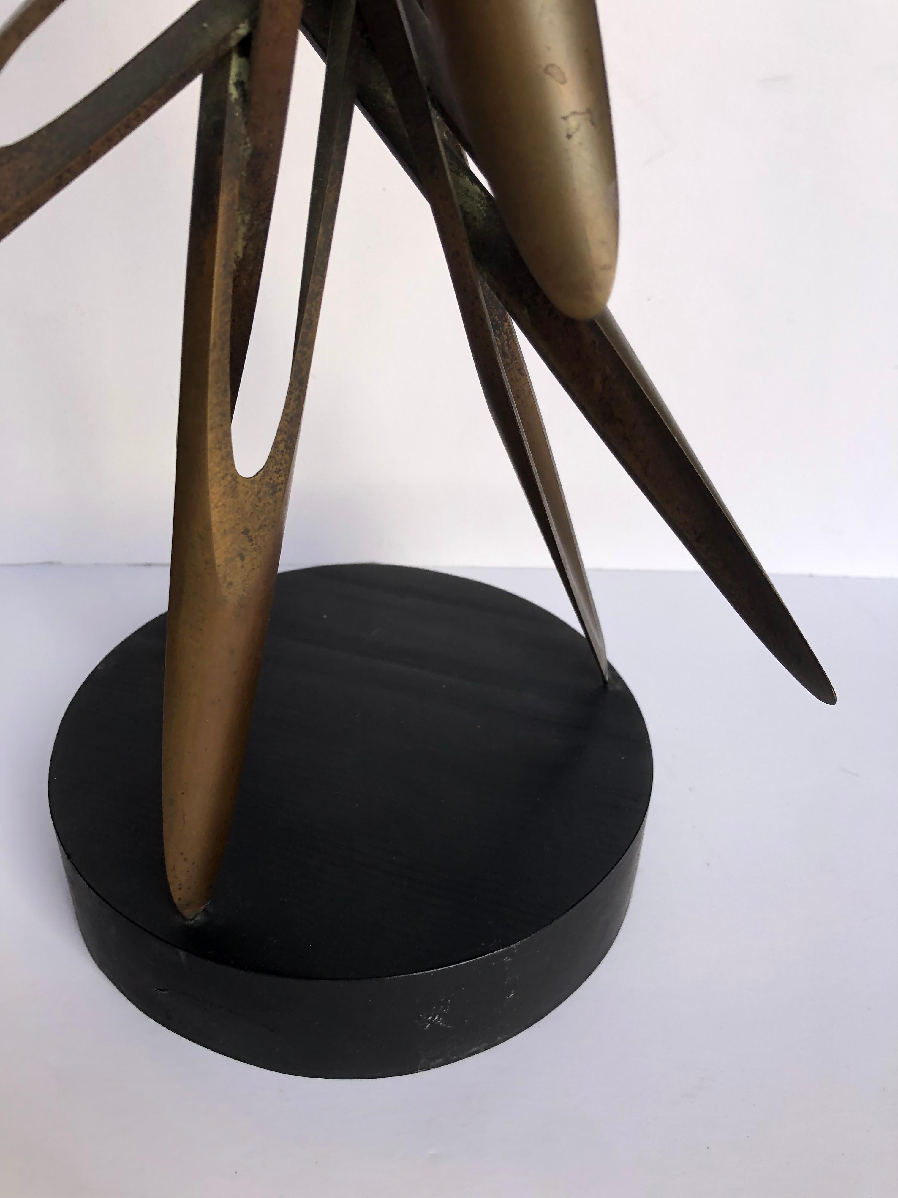 Bronze-Skulptur der Moderne nach Alexander Liberman im Angebot 1