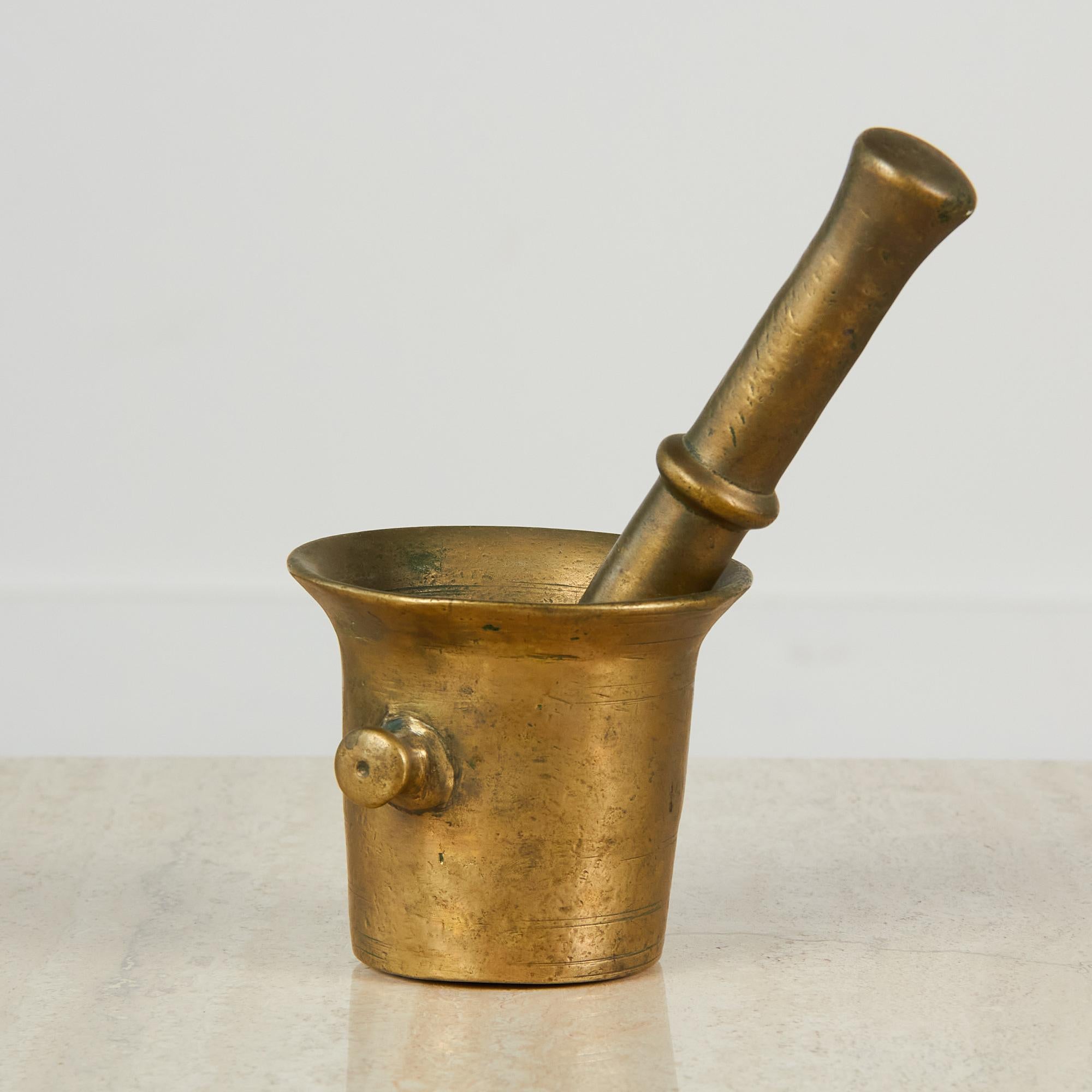 Mid-Century Modern Bronze Mortar and Pestle Set For Sale
