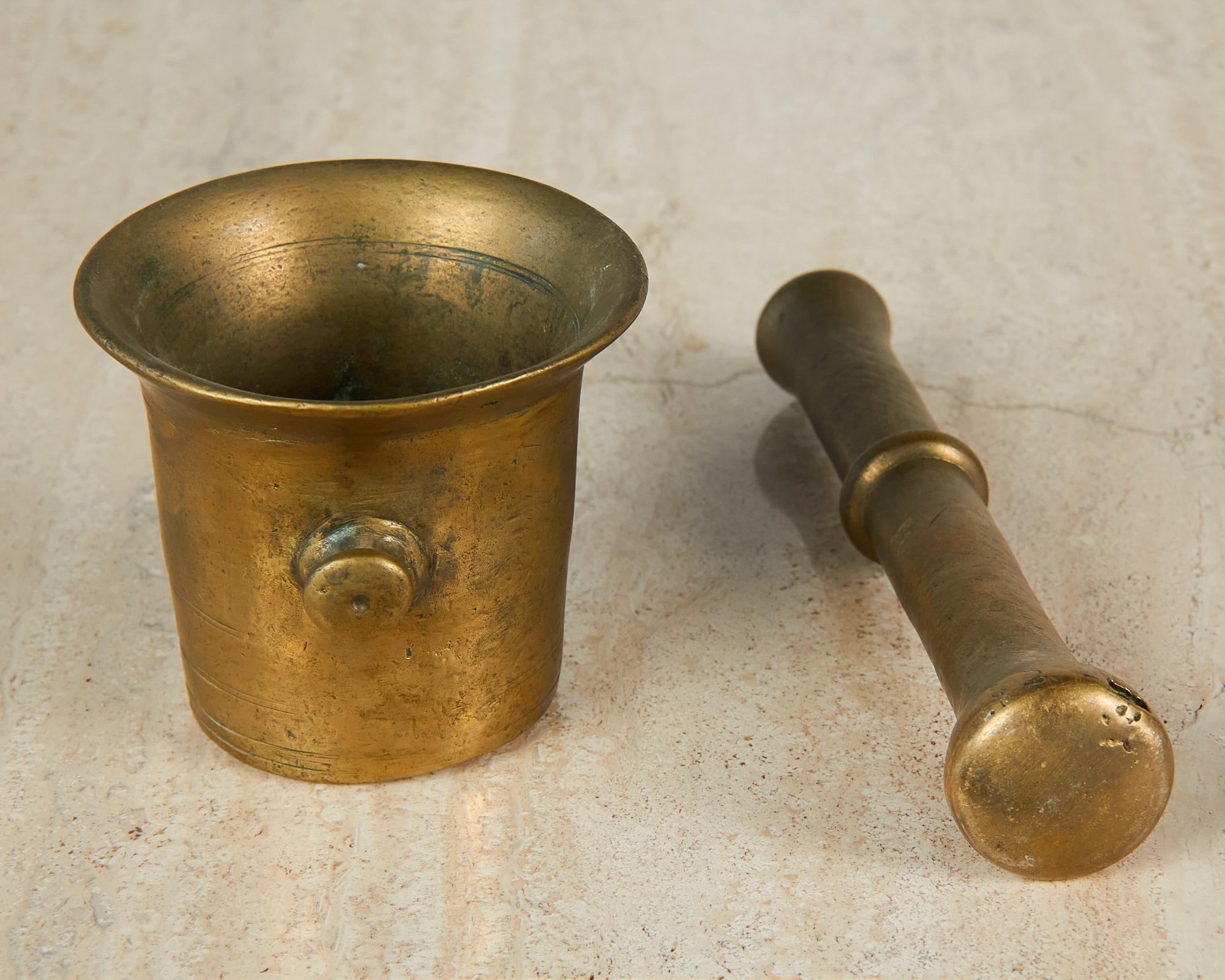 Bronze Mortar and Pestle Set In Good Condition For Sale In Los Angeles, CA