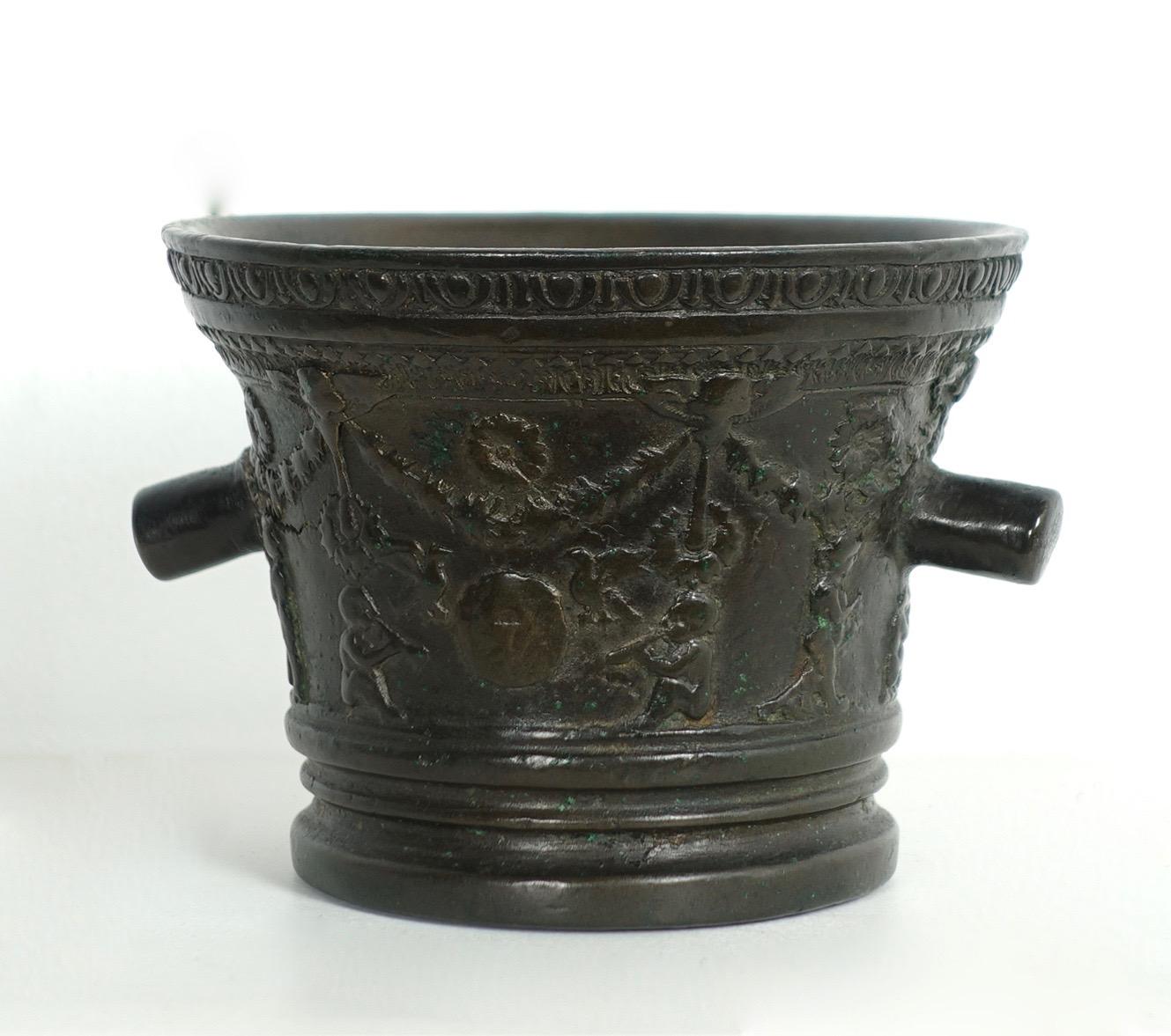 Cast Bronze Mortar, Tuscany, Second Half of 16th Century For Sale