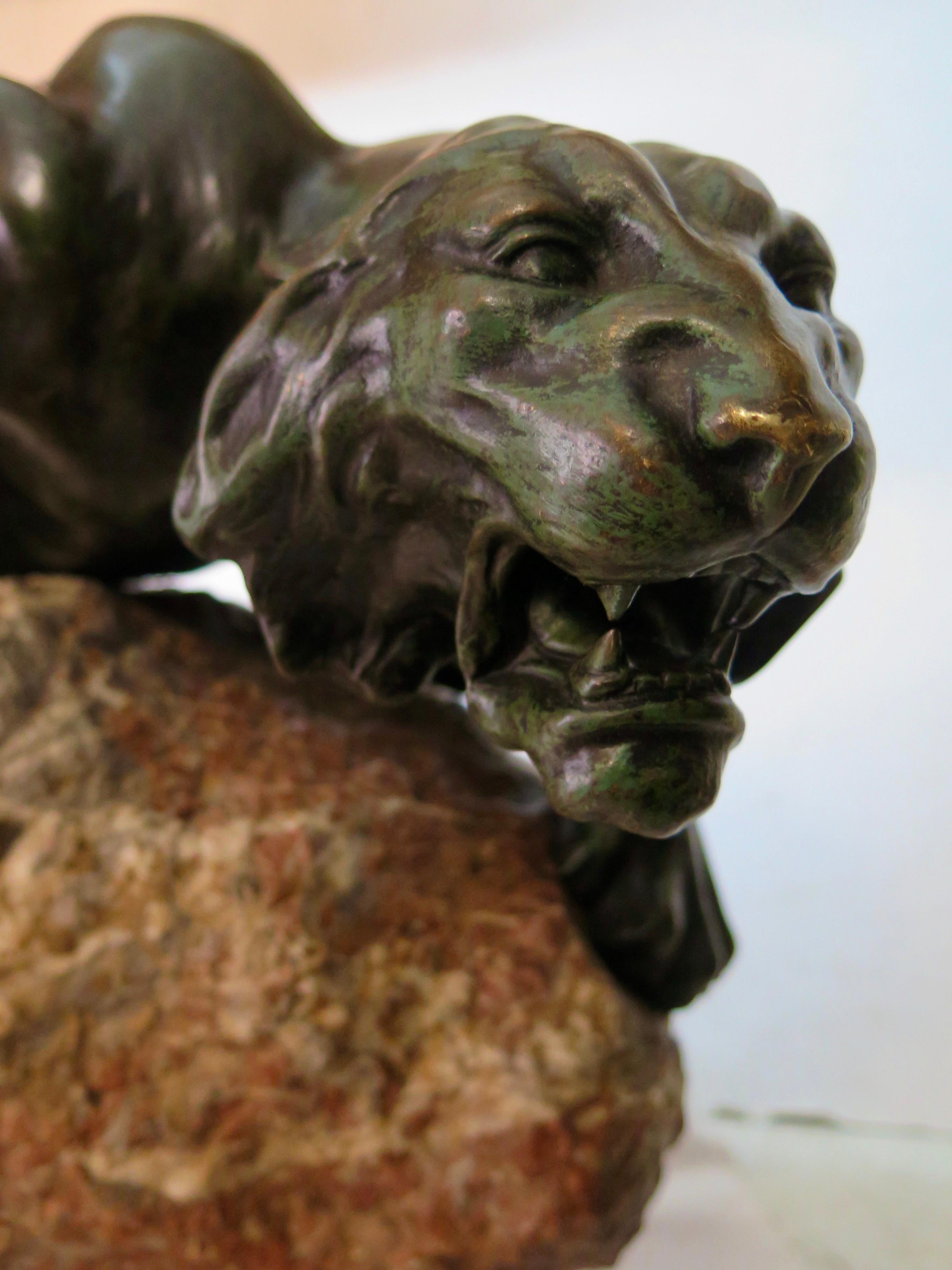 Bronze Mountain Lion with Tiffany & Co. Clock In Good Condition For Sale In Bronx, NY