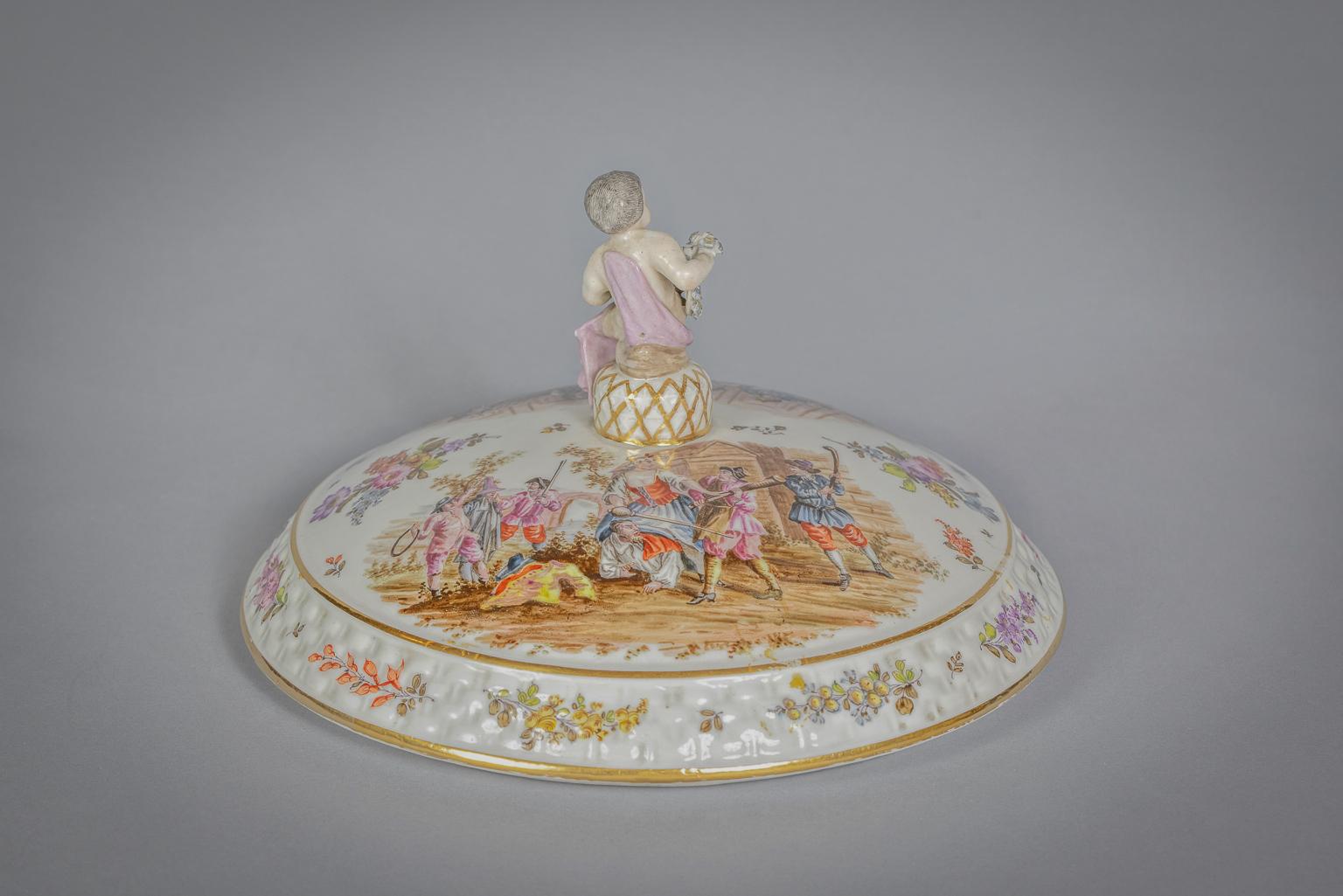 Bronze Mounted Berlin Porcelain Covered Centerpiece, circa 1875 For Sale 7