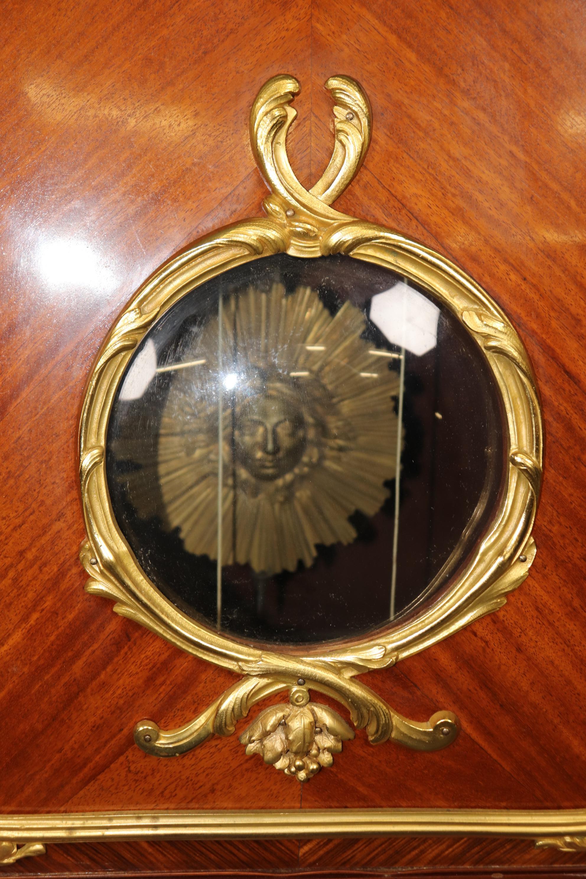 Fin du XIXe siècle Horloge de grand-père Louis XV de la Maison Forest en bois de rose montée sur bronze