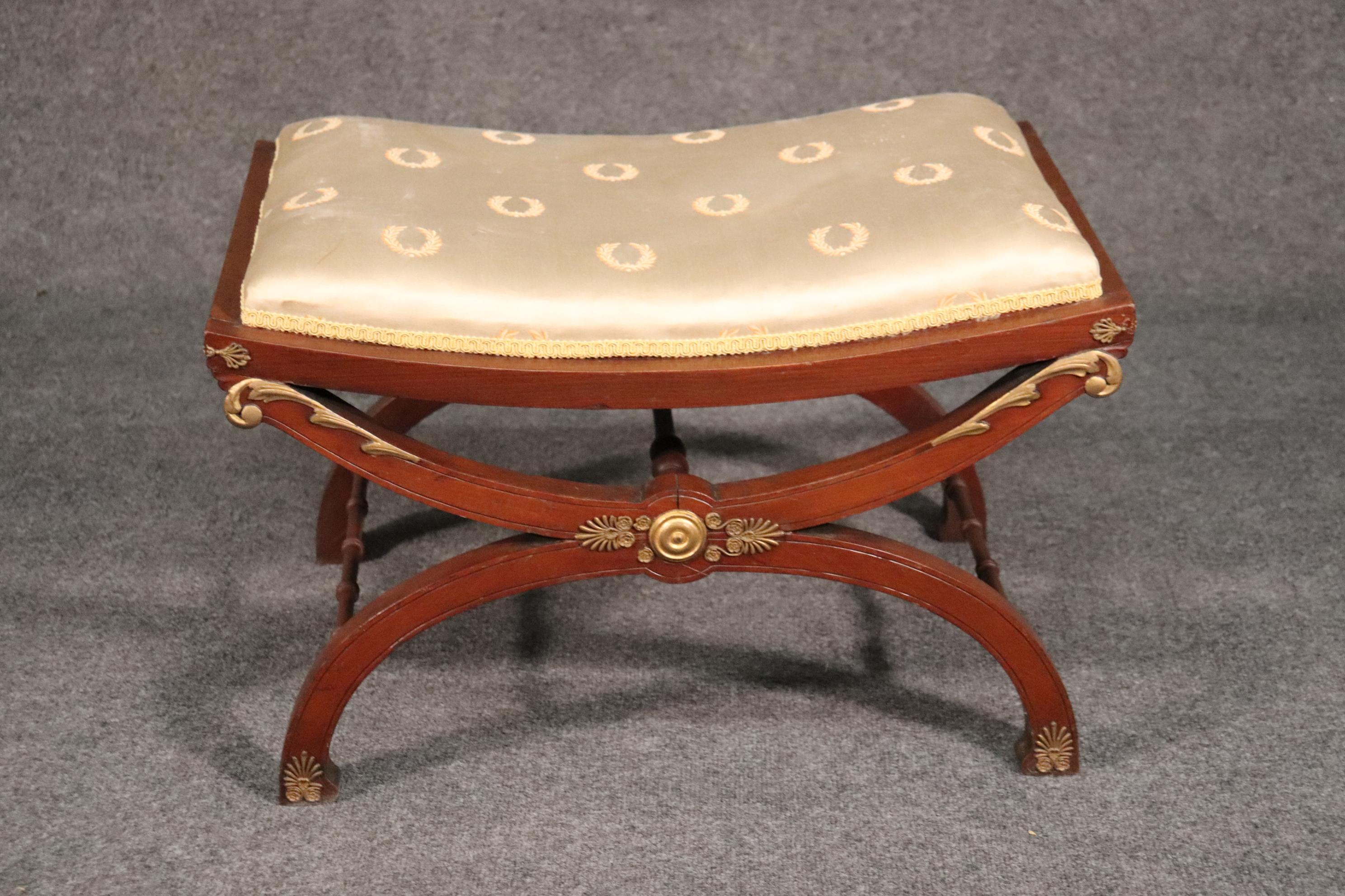 Bronze Mounted Ormolu Mahogany French Empire Stool Bench, circa 1920s In Good Condition For Sale In Swedesboro, NJ