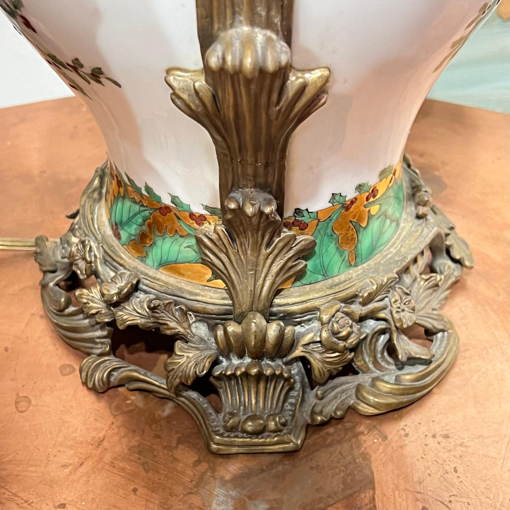 Bronze Mounted Porcelain Table Lamp in Louis XV Style with Cardinal Bird For Sale 9