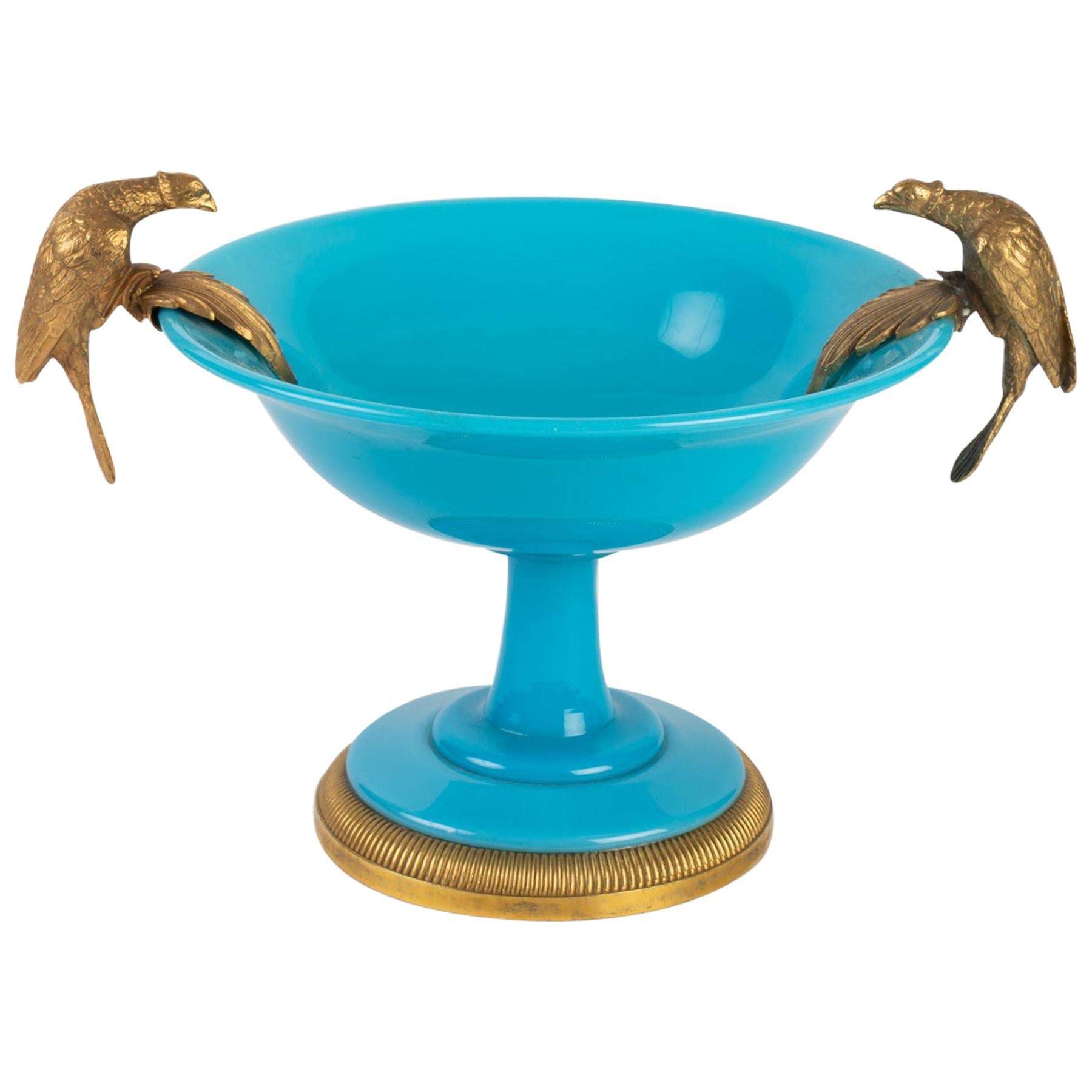 Tasse en opaline bleu turquoise montée sur bronze