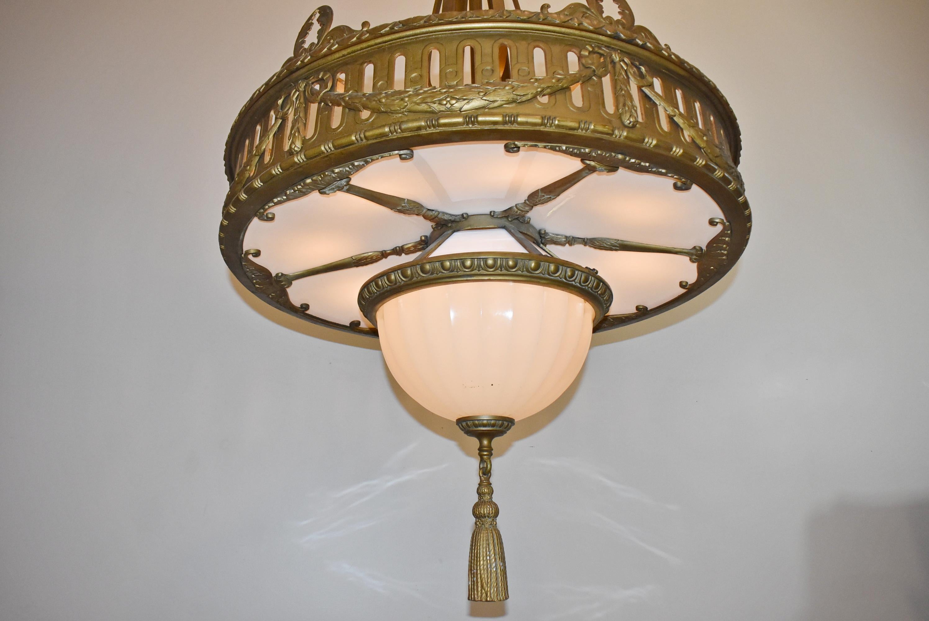 Bronze Neoclassic Style Nine-Light Chandelier In Good Condition For Sale In Toledo, OH