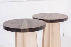 Table de café Neolith en érable oxydé et fonte de bronze