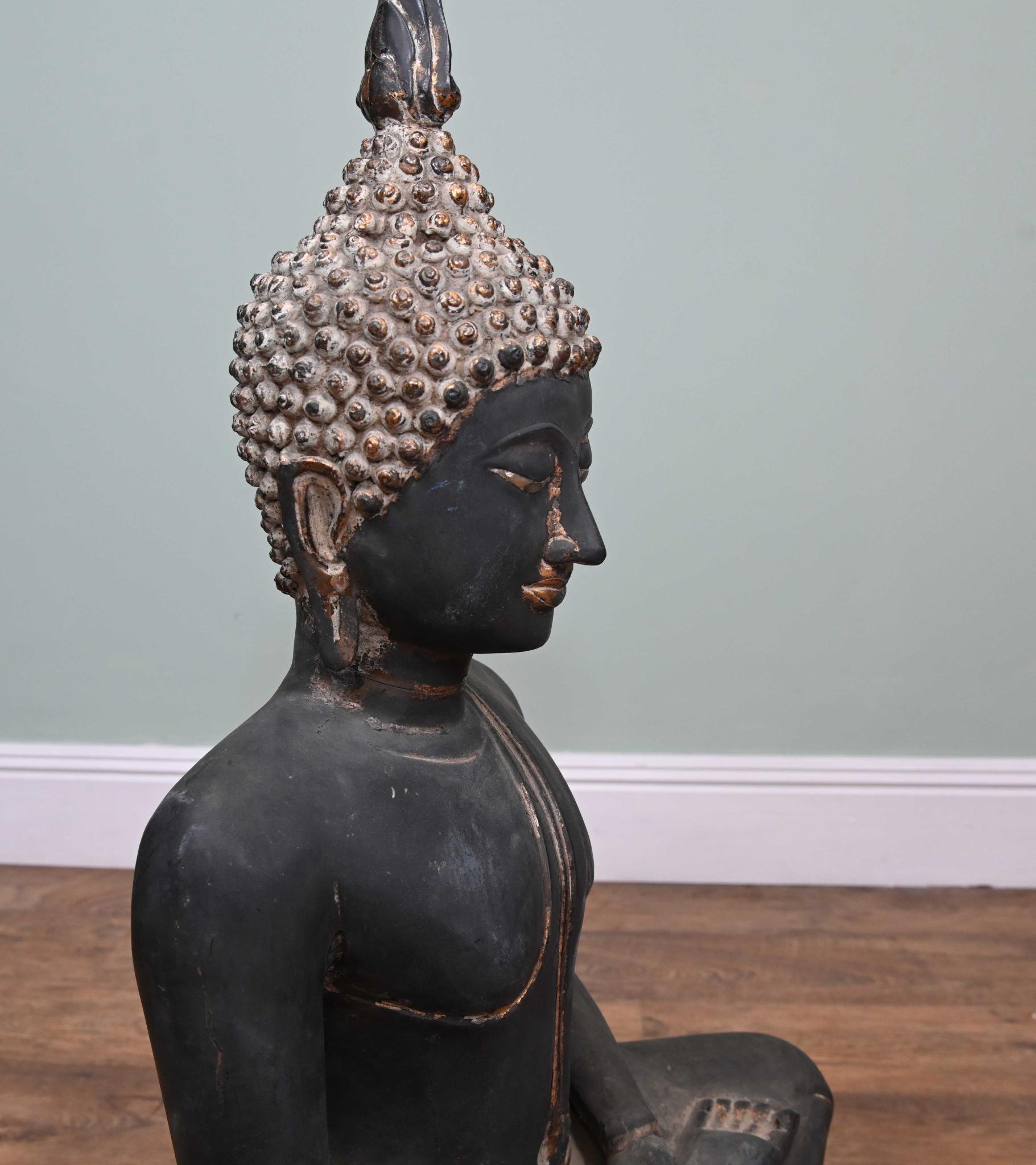 Statue de Bouddha népalais en bronze Méditation Art bouddhiste ancien en vente 6
