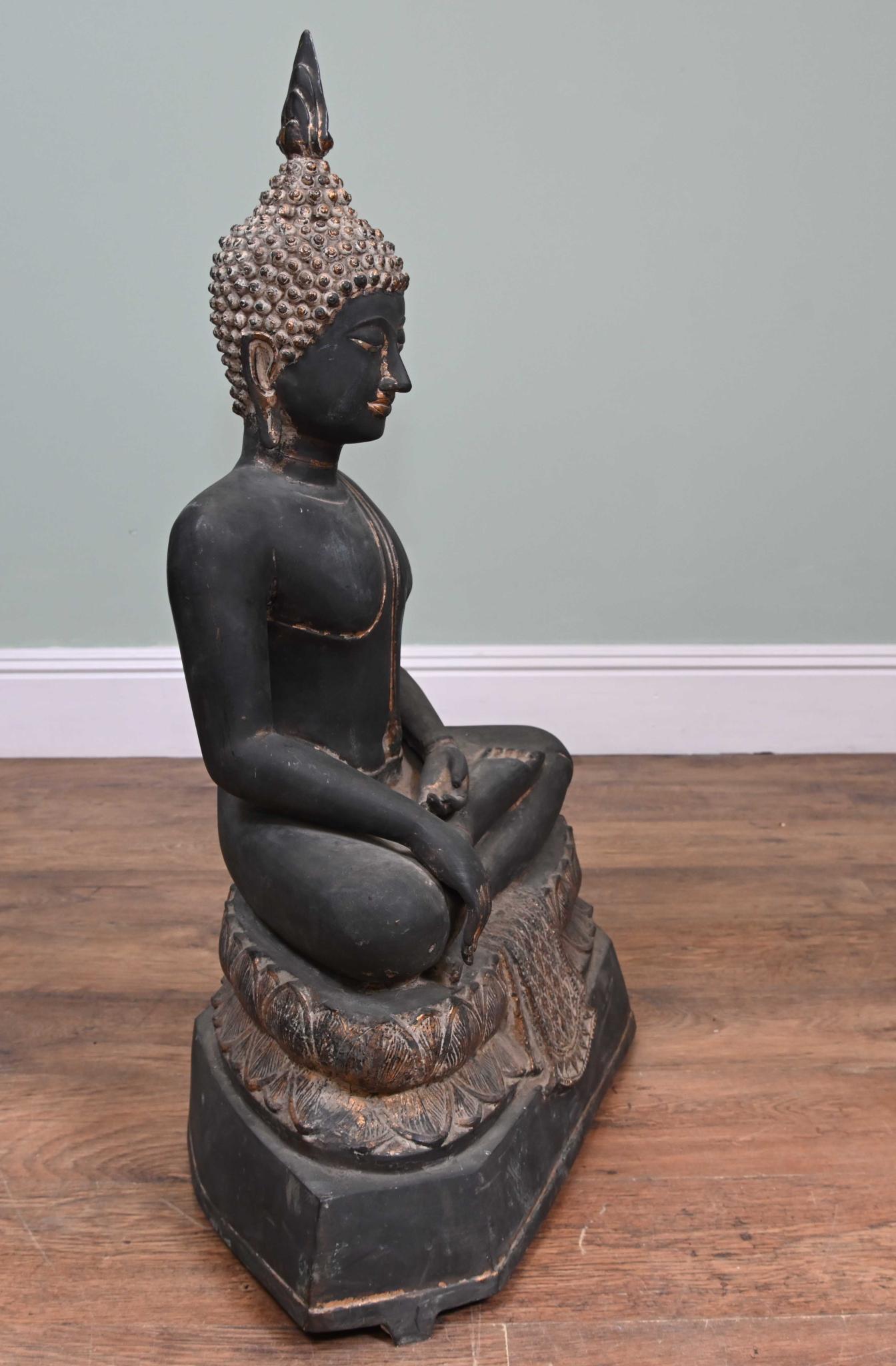 Statue de Bouddha népalais en bronze Méditation Art bouddhiste ancien en vente 8