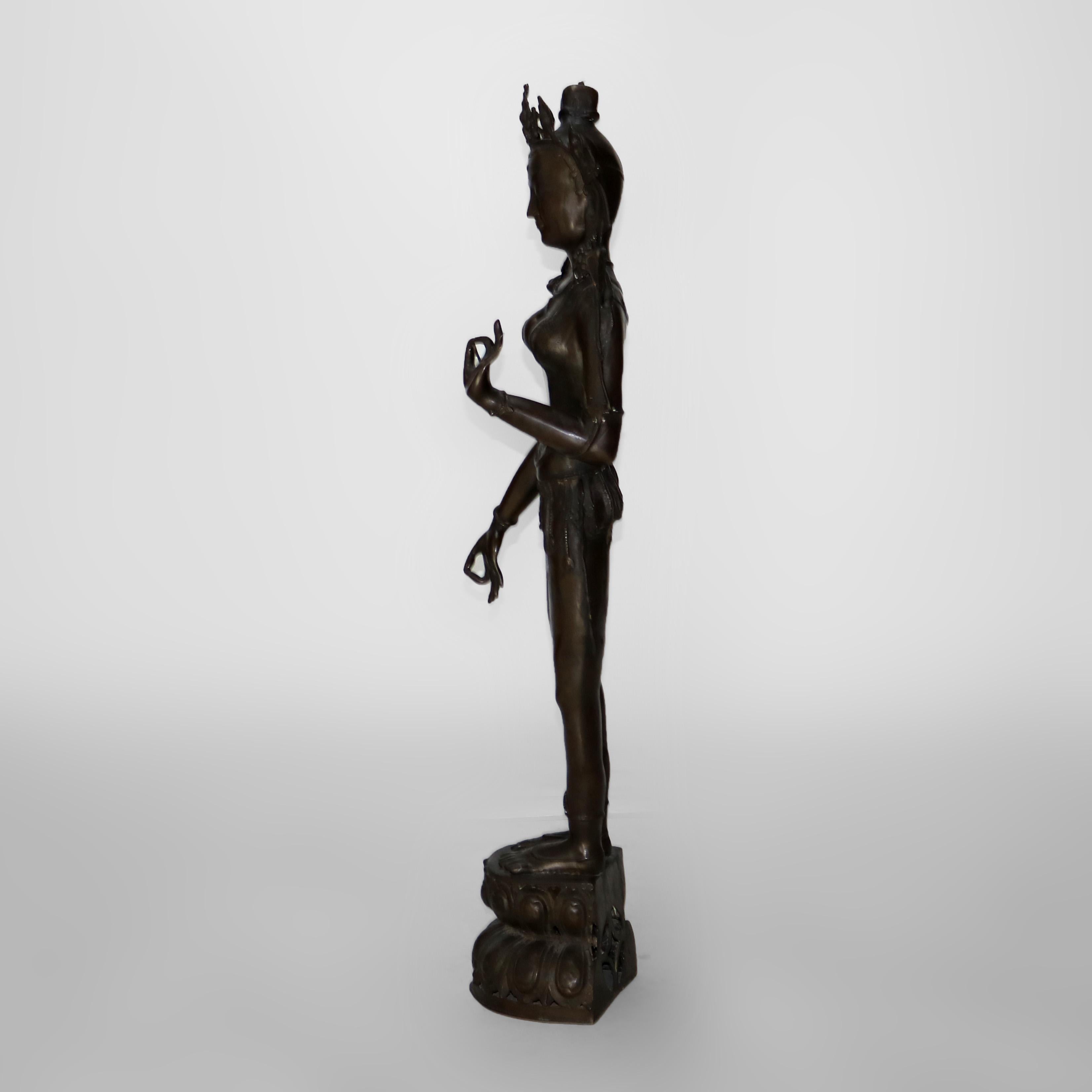 Bronze Figure de déesse hindoue Parvati népalaise en bronze 20e siècle en vente