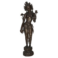 Figure de déesse hindoue Parvati népalaise en bronze 20e siècle