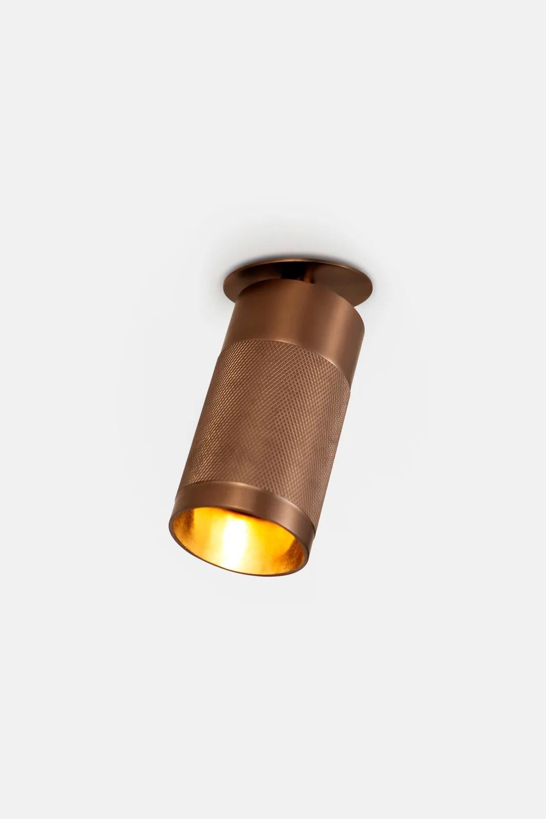 Indien Lampe nerveuse en bronze de Hatsu en vente