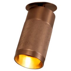 Lampe nerveuse en bronze de Hatsu