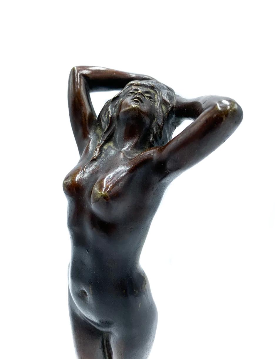 Bronze nude Sculpture by Tito Obici 1800 In Excellent Condition For Sale In Milano, MI