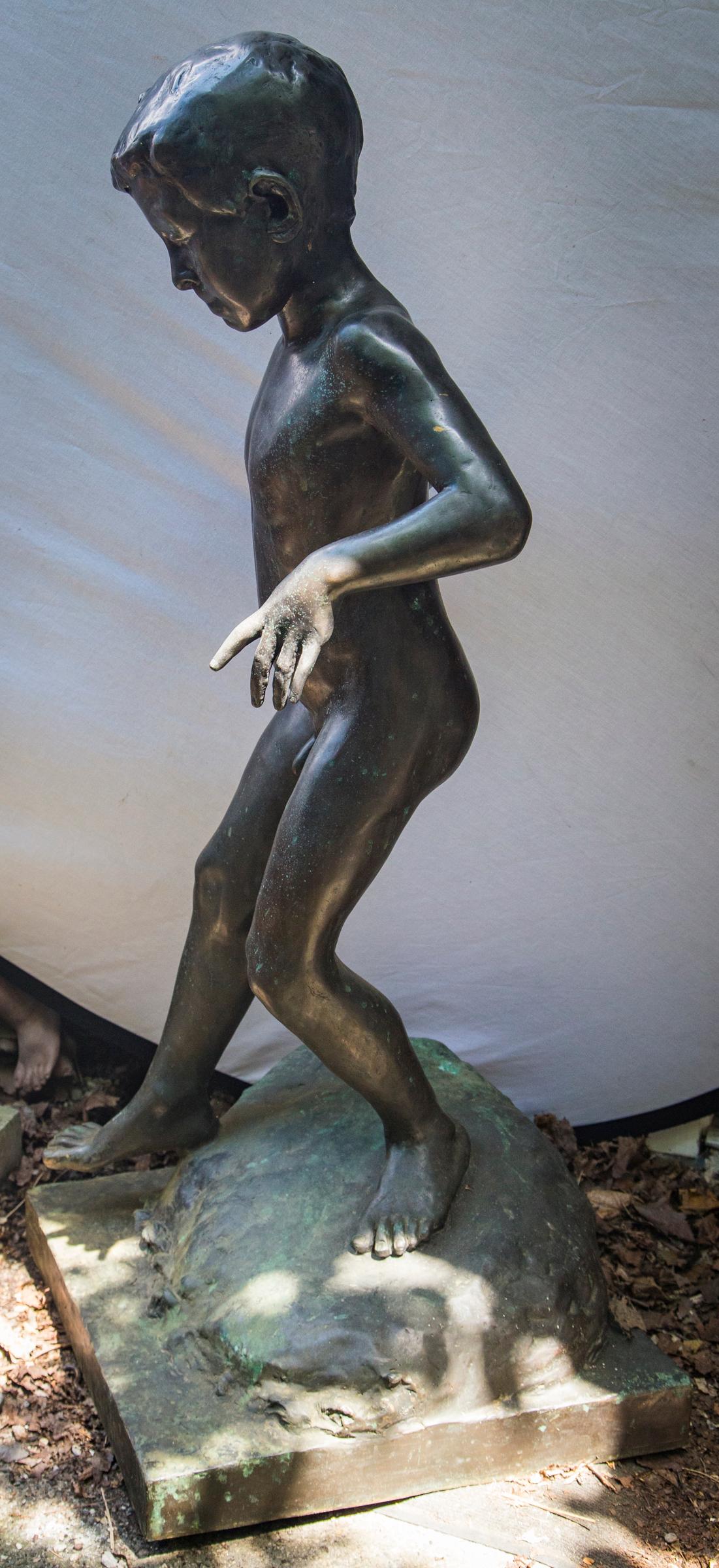nude boy statue