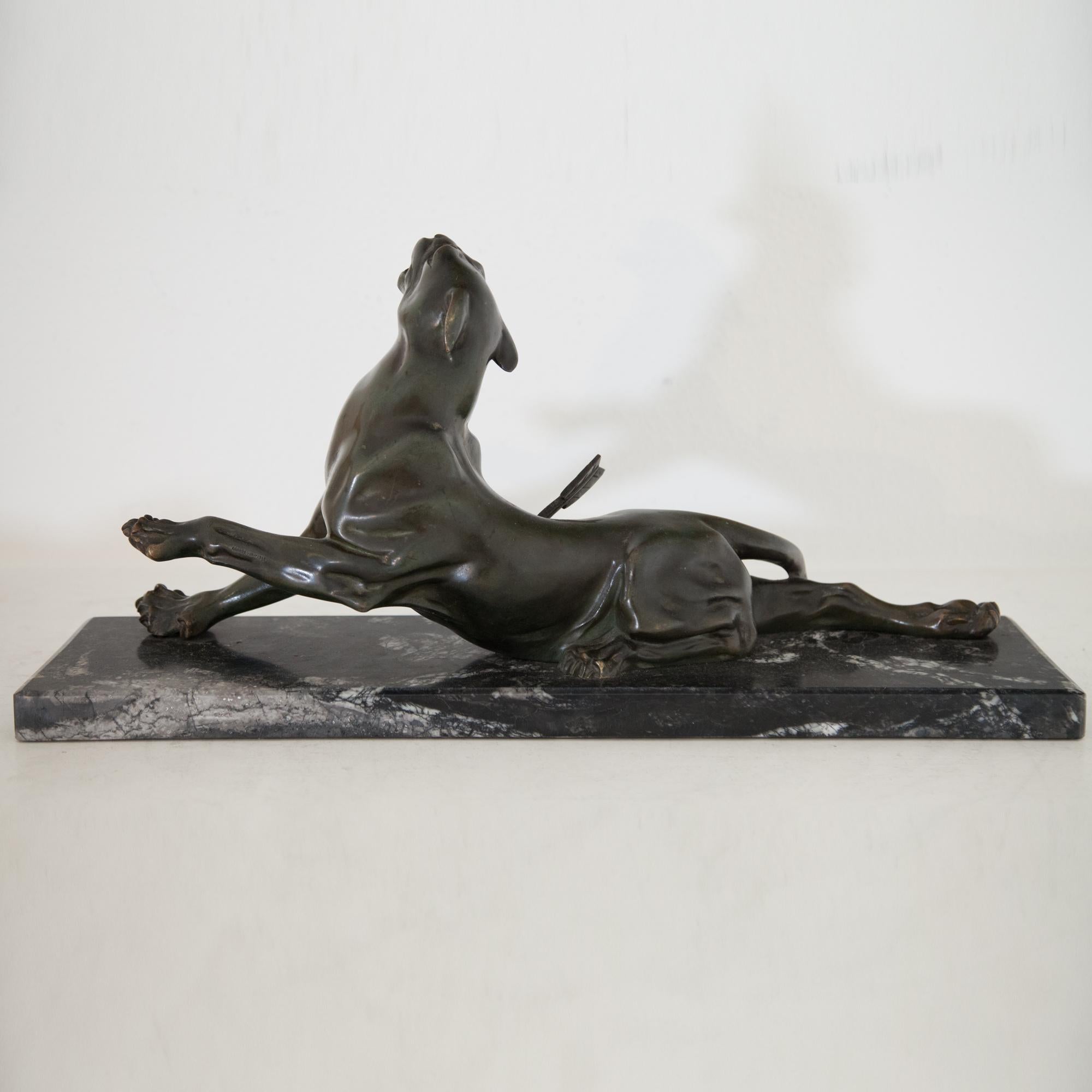 Bronce de una pantera herida, probablemente Francia, primera mitad del siglo XX 3