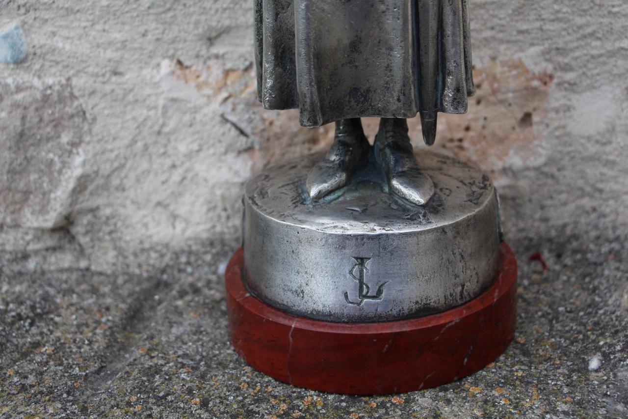 Emmanuel Fremiet (1824-1910), Saint Louis, silver-patinated bronze Signed on the bronze base, and with the initials of Saint Louis on the front. Presented on a Napoleonic red marble base in very good condition