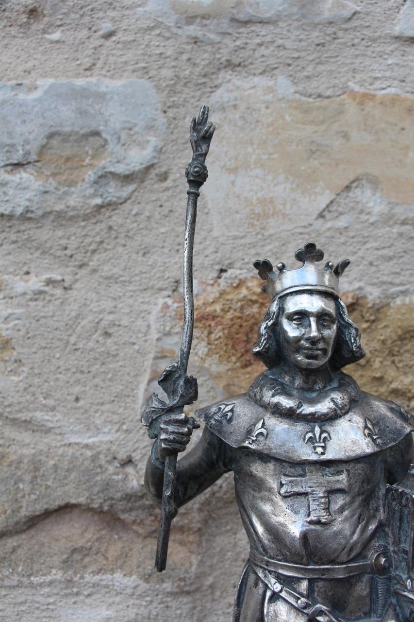 Bronze Of Saint Louis, Signed By Emmanuel Fremiet (Französisch) im Angebot