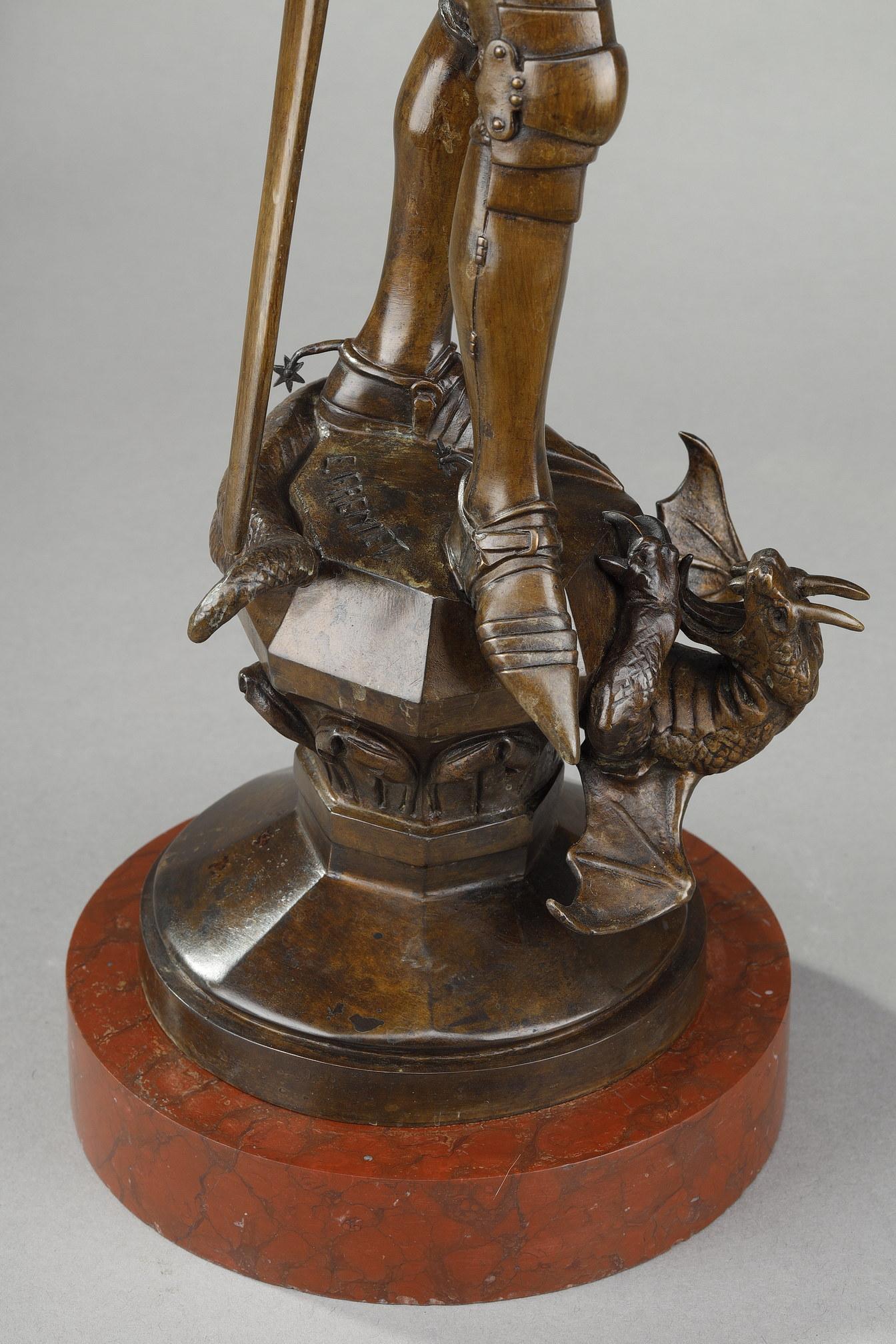 Bronzestatue „Der Heilige Michel schlägt den Drachen“ von Emmanuel Fremiet 11