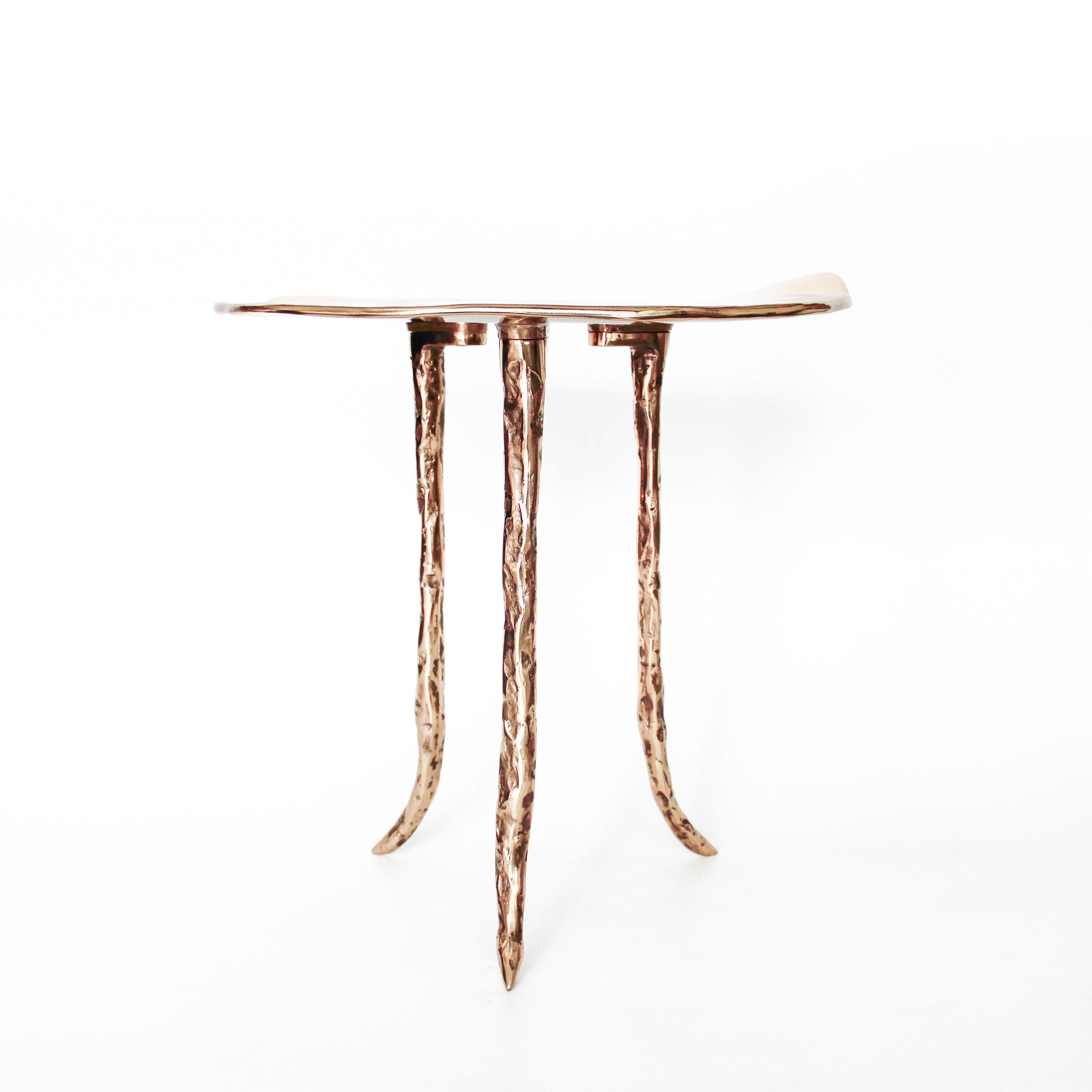 Mesa baja Onda de bronce by Studio Sunt en venta 1
