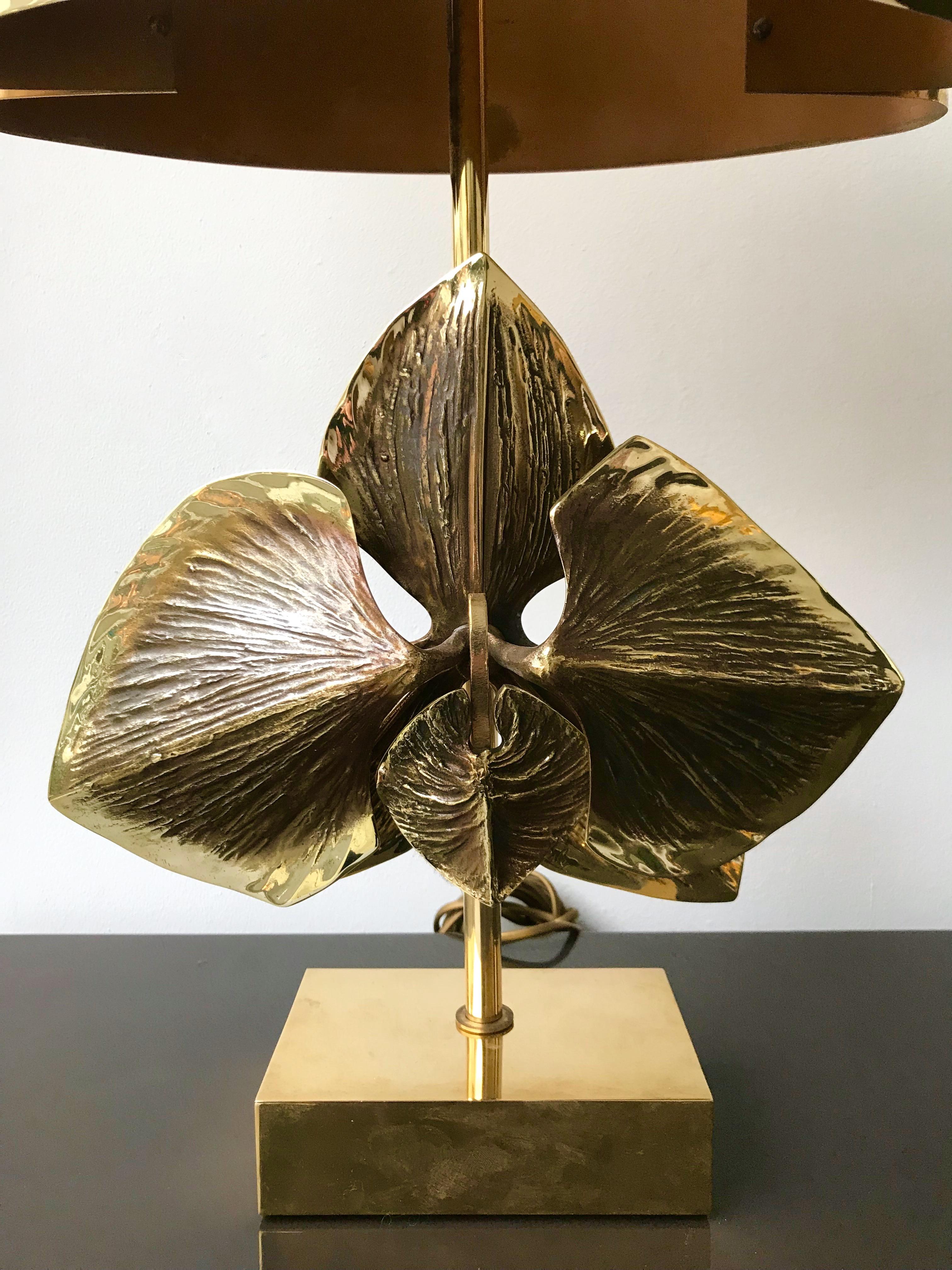 Bronze Orchid Lamp by Maison Charles, France, 1970s In Good Condition In SAINT-OUEN, FR