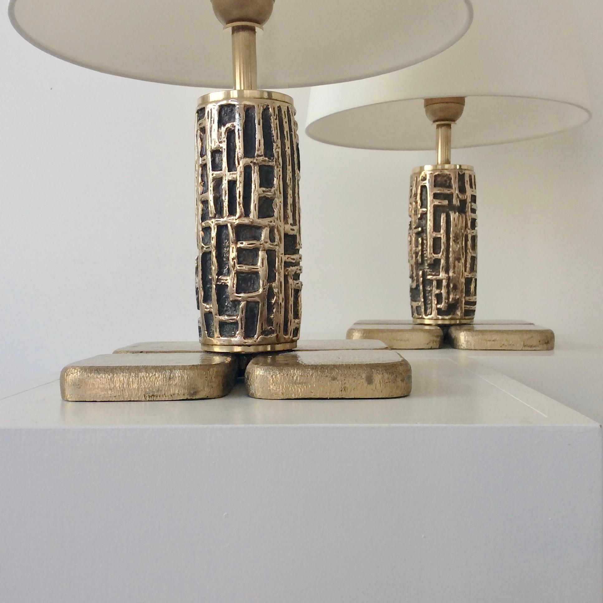 Bronze Pair of Table Lamps by Luciano Frigerio, circa 1970, Italy 2