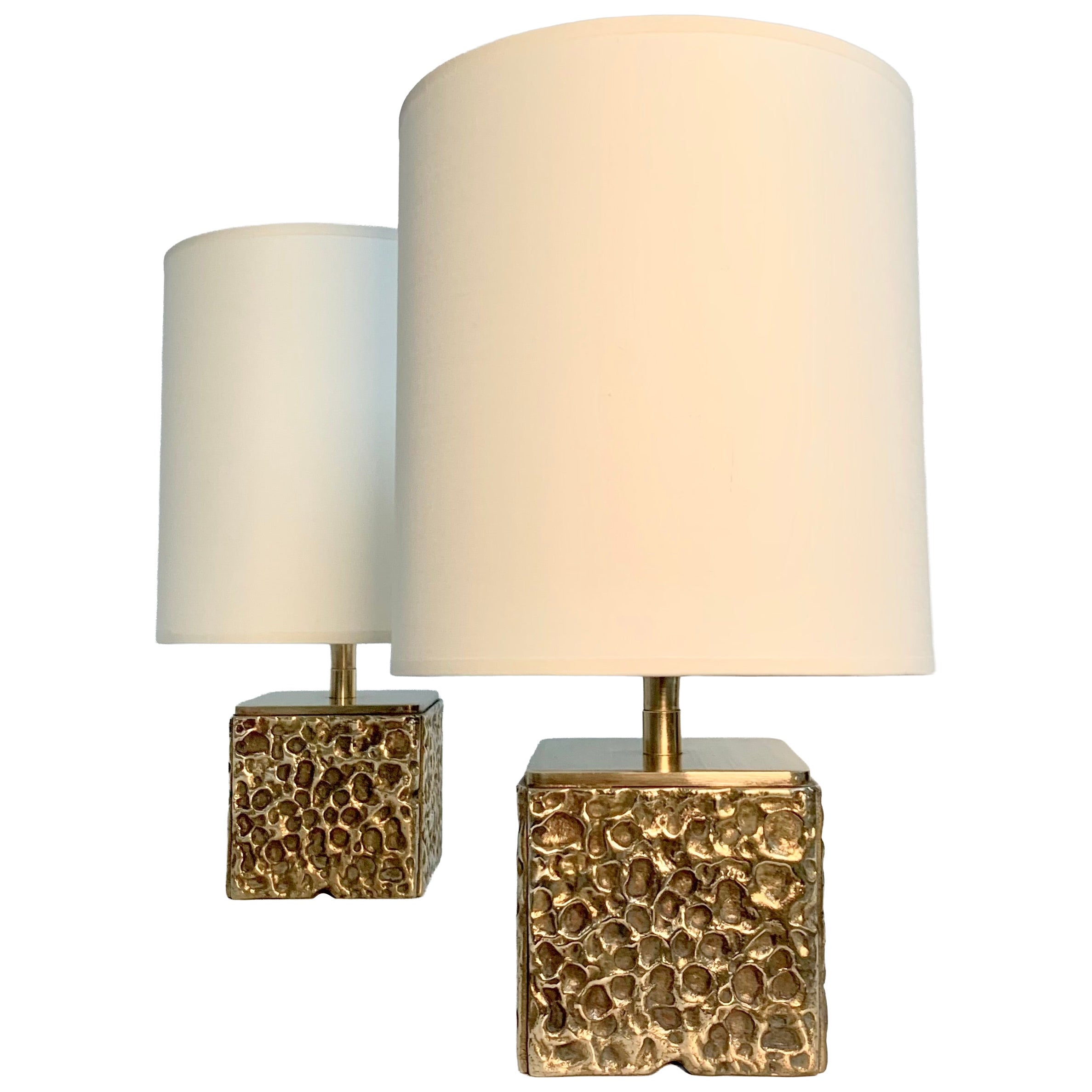 Bronze Pair of Table Lamps by Luciano Frigerio, circa 1970, Italy For Sale