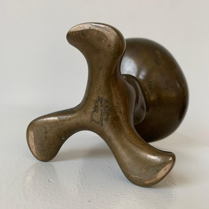 Bronzo patinato Vide-Poche, metà secolo, Francia. in vendita 6