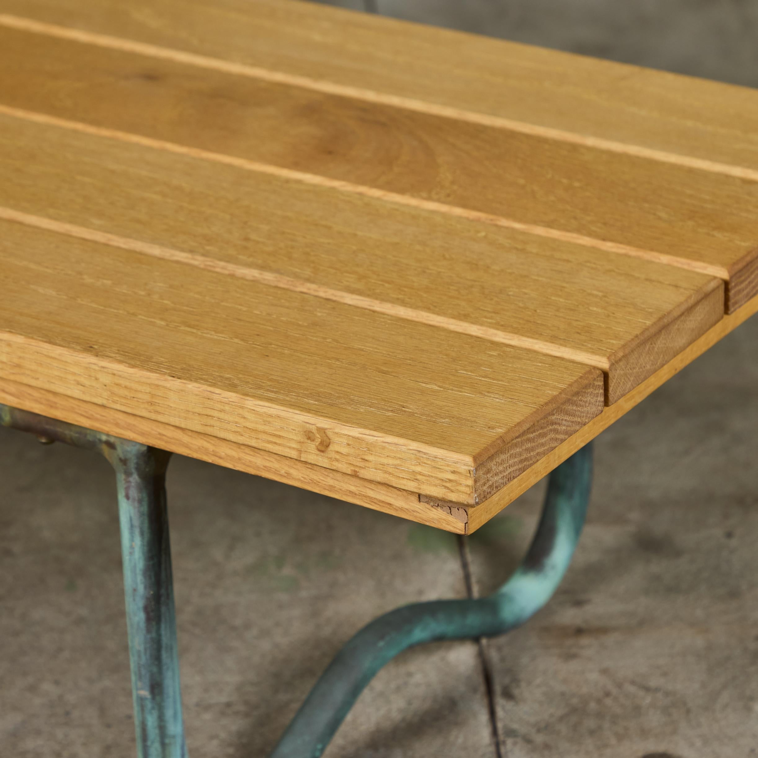 Table de plage en bronze avec plateau en bois par Walter Lamb pour Brown Jordan en vente 9