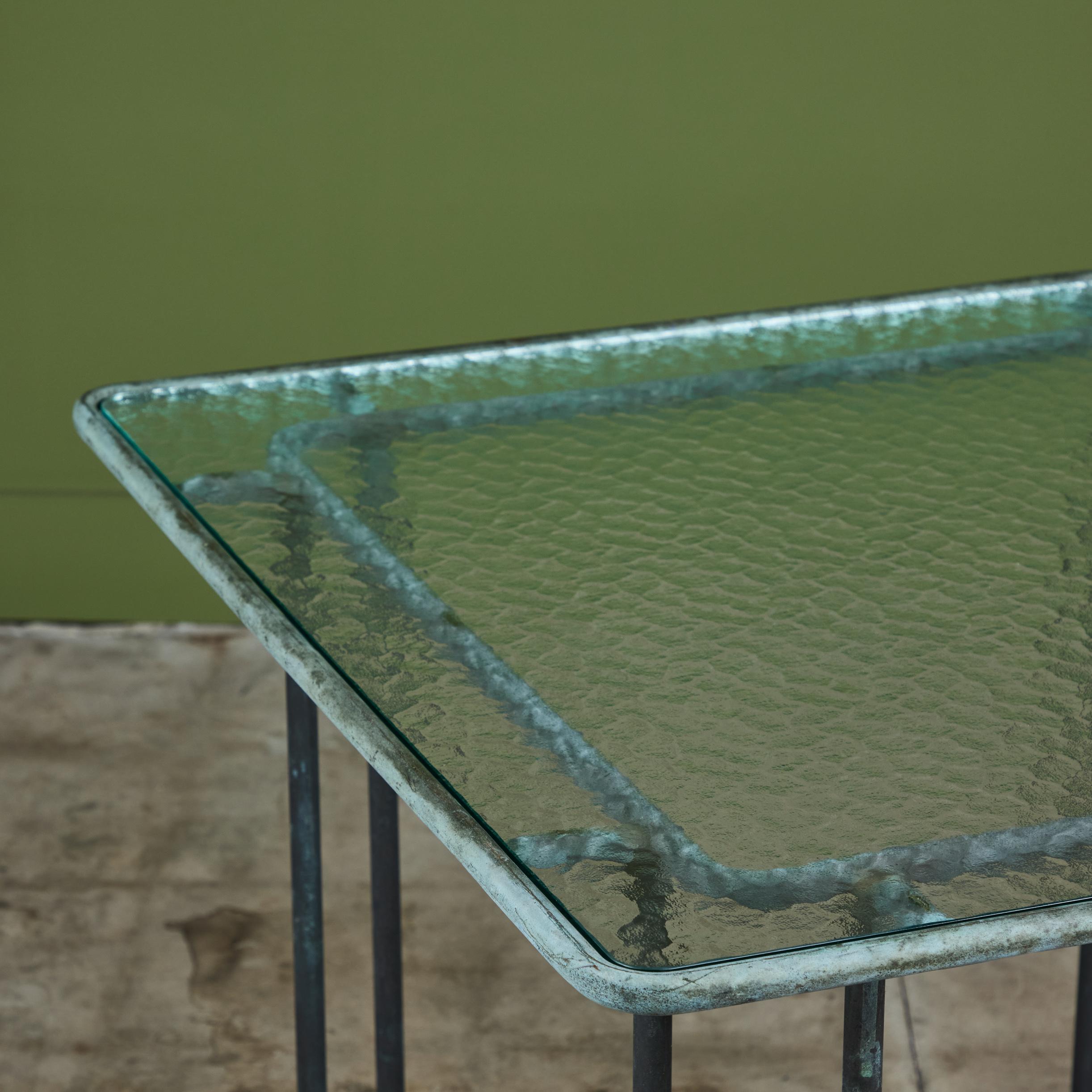 Mesa de comedor cuadrada de bronce para patio de Walter Lamb para Brown Jordan en venta 4