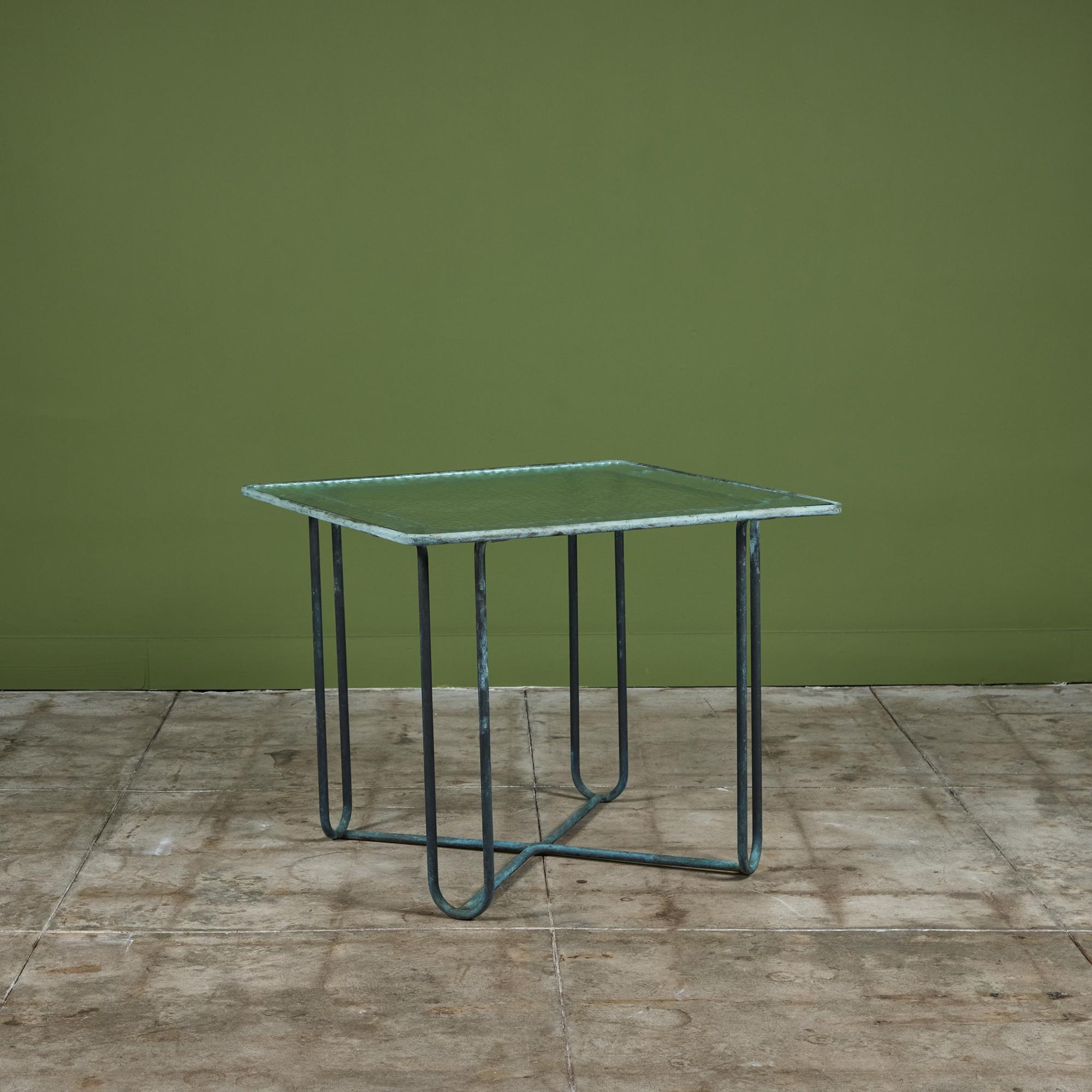 Mesa de comedor cuadrada de bronce para patio de Walter Lamb para Brown Jordan Moderno de mediados de siglo en venta