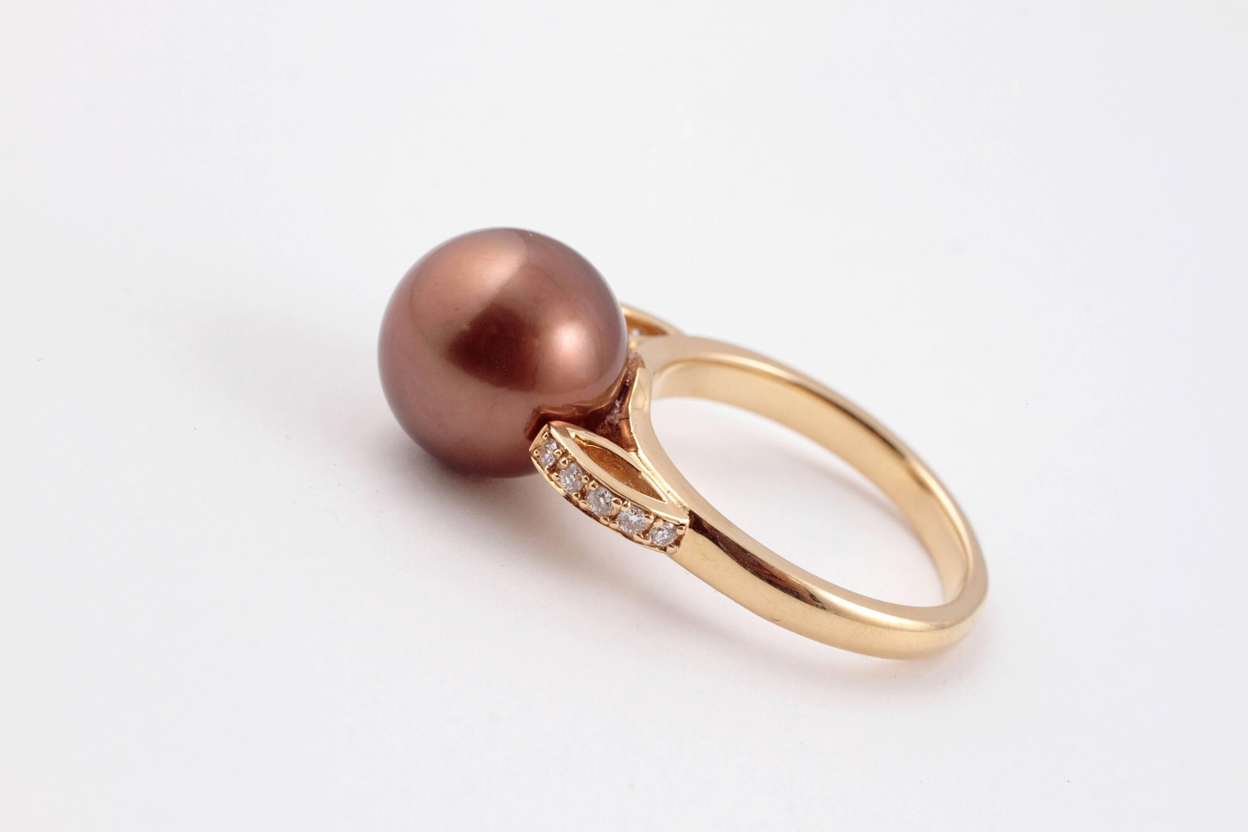 Women's Bronze Pearl Diamond Ring in 18 Karat Gold For Sale