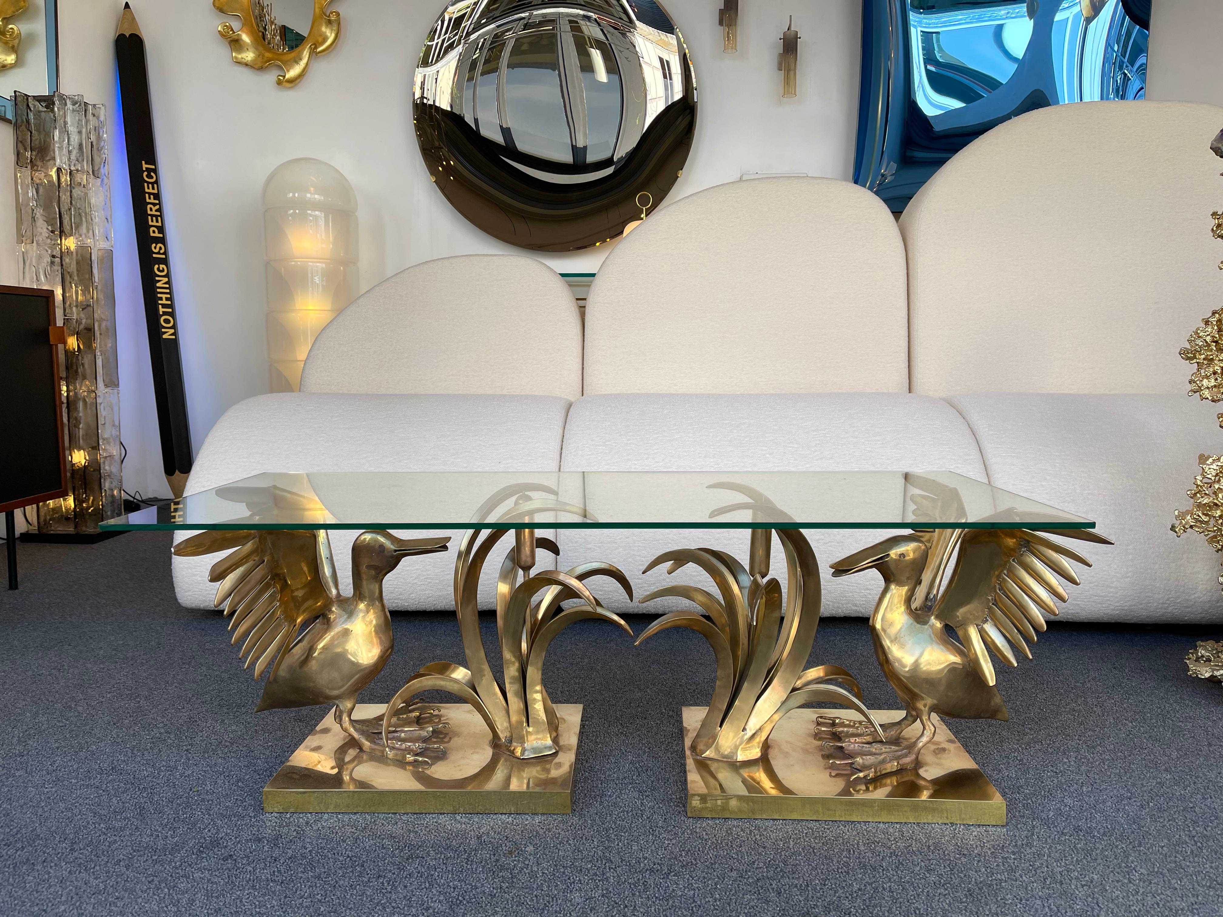 Bronze Pelican and reed coffee low or cocktail table, brass base by the artist Christian Techoueyres. sign on each pelican. Famous design like Maison Charles, Jansen, Honoré, Alain Chervet, Philippe Jean, Hollywood Regency.

Demo glass not