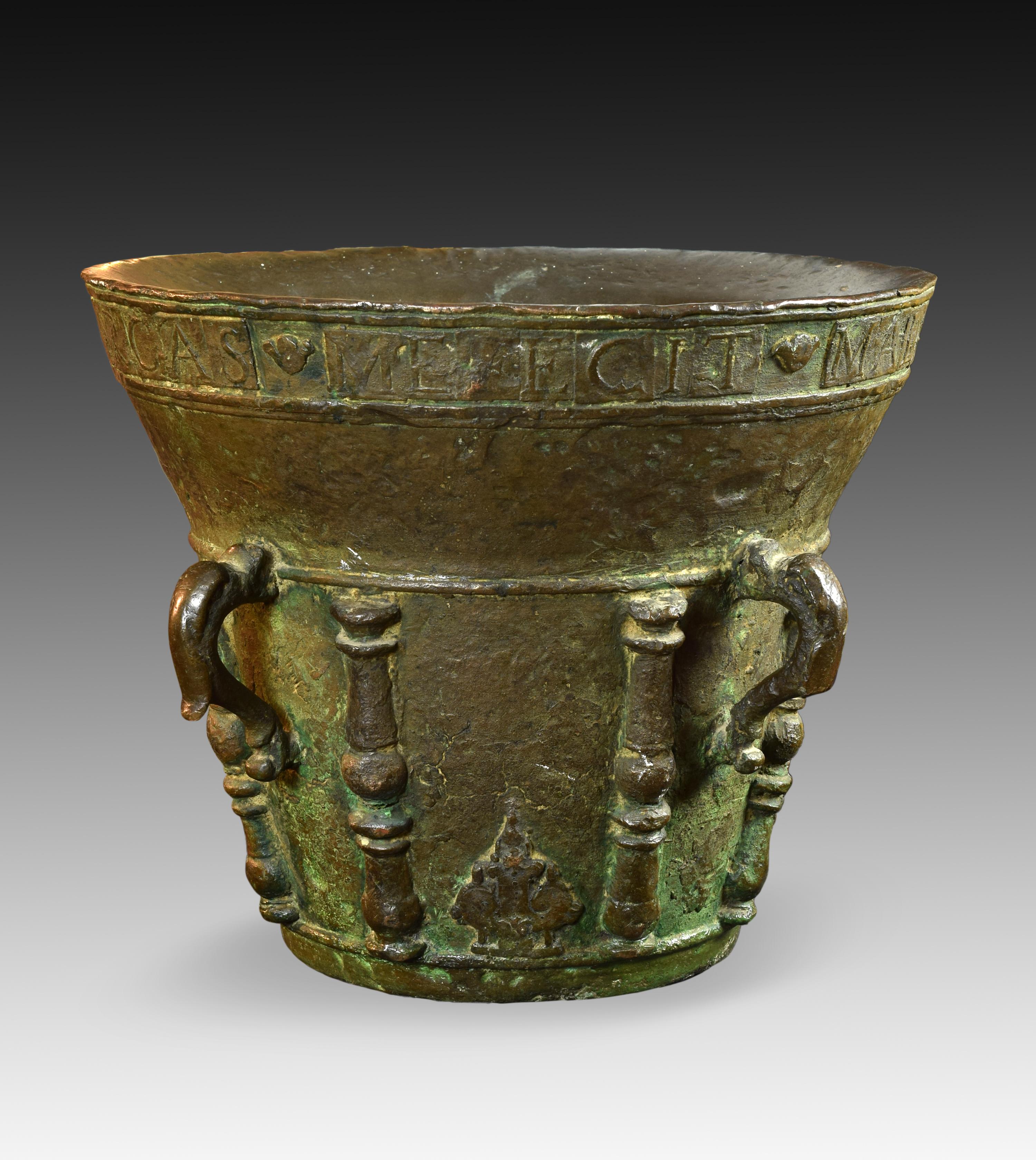 Bronze Pharmacy Mortar, Signed and Dated 'Bargas, 1711' 2