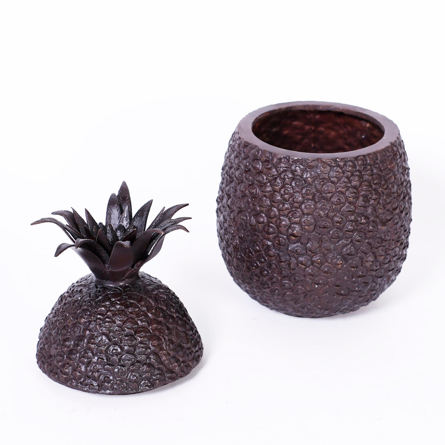 Bronze Pineapple Jar In Good Condition For Sale In Palm Beach, FL