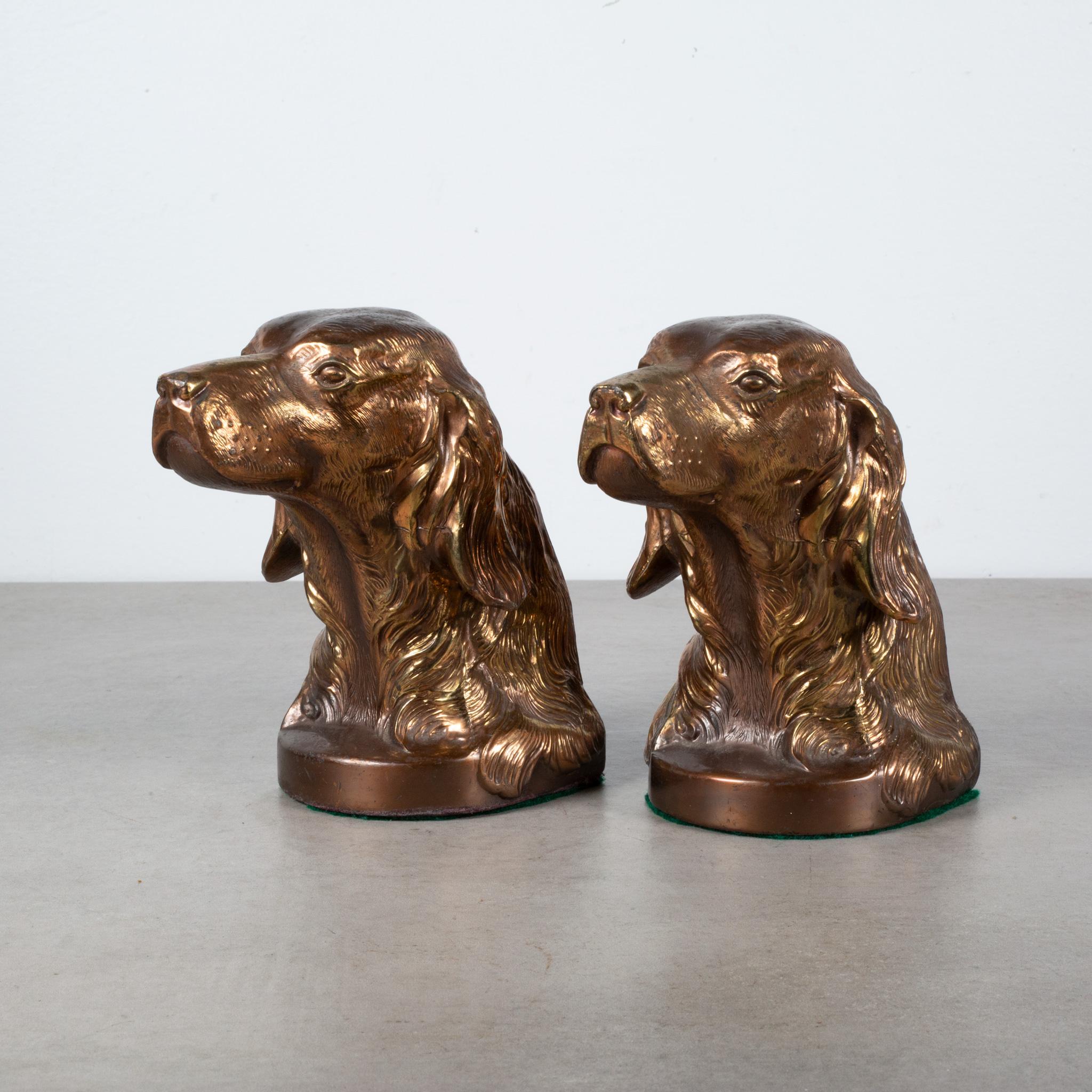 Industriel Serre-livres chien plaqué bronze, vers 1940  (LIVRAISON GRATUITE) en vente
