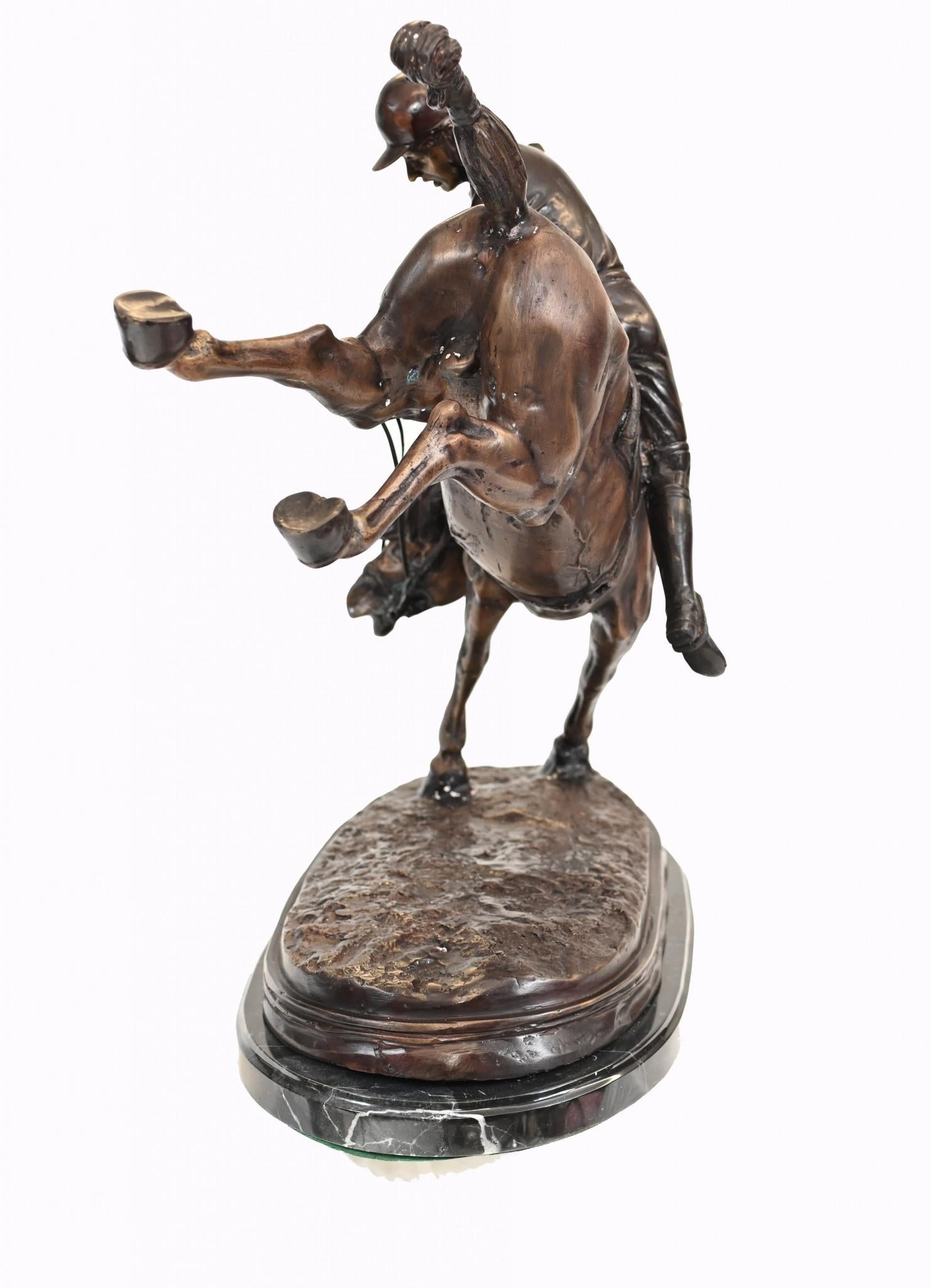 Bronze Polo Spieler Statue - Pferd Jockey Guss im Angebot 3