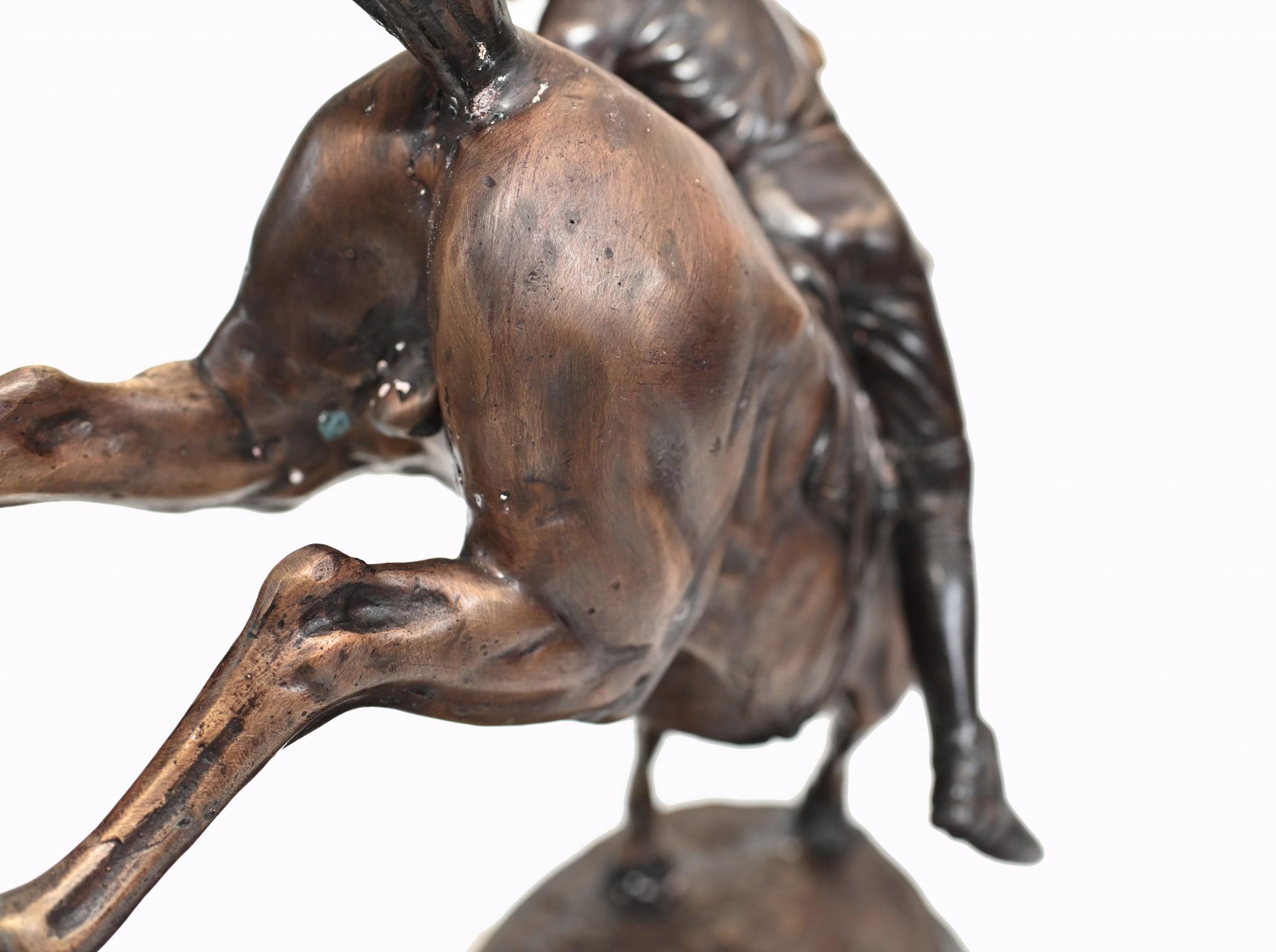 Bronze Polo Spieler Statue - Pferd Jockey Guss im Angebot 5