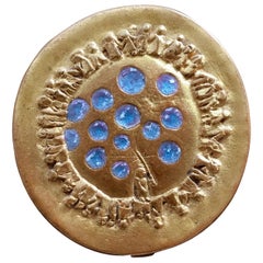 Boîte à poudrier en bronze de Line Vautrin