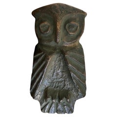 Bronze Push-Pull Door Handle in the shape of an Owl, European 20th Century