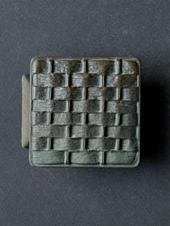 Bronze Push-Pull Door Handle with Basket-Work Relief Pattern