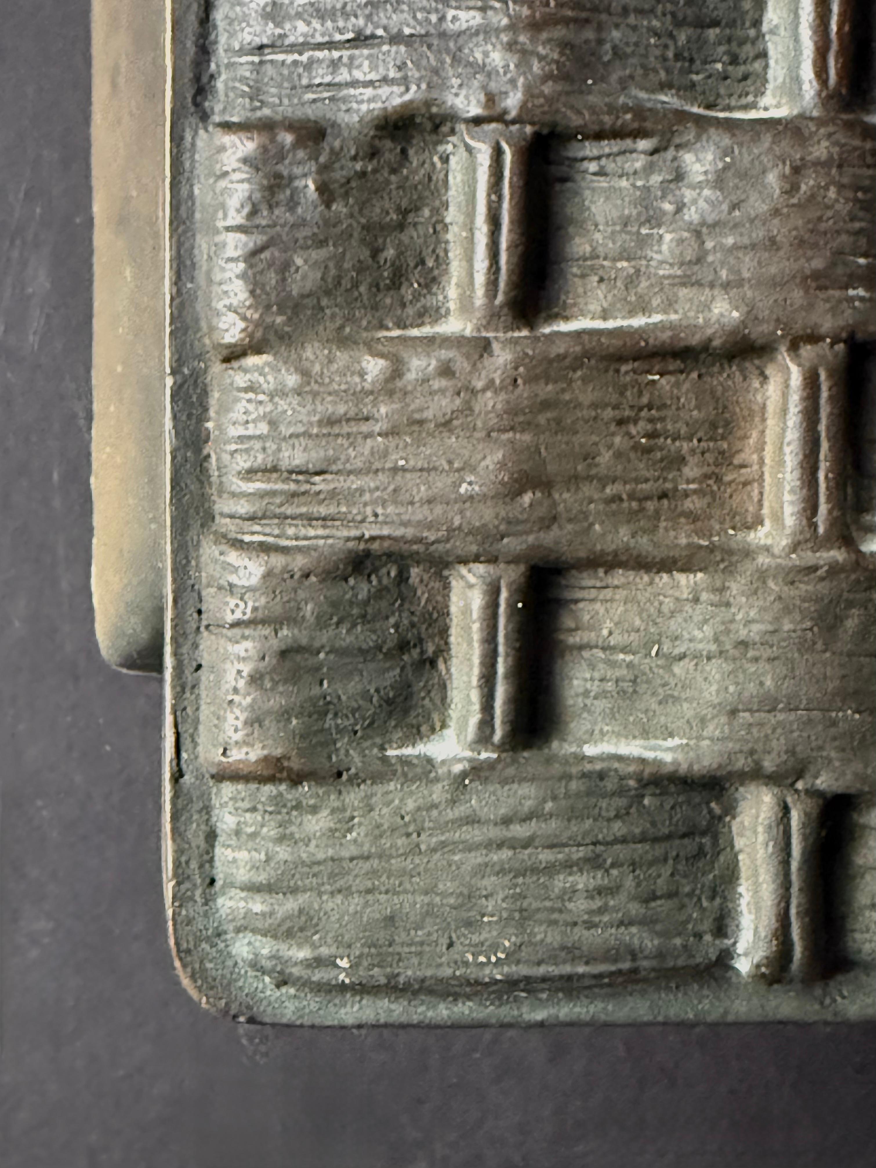 20th Century Bronze Push-Pull Door Handle with Basket-Work Relief Pattern For Sale