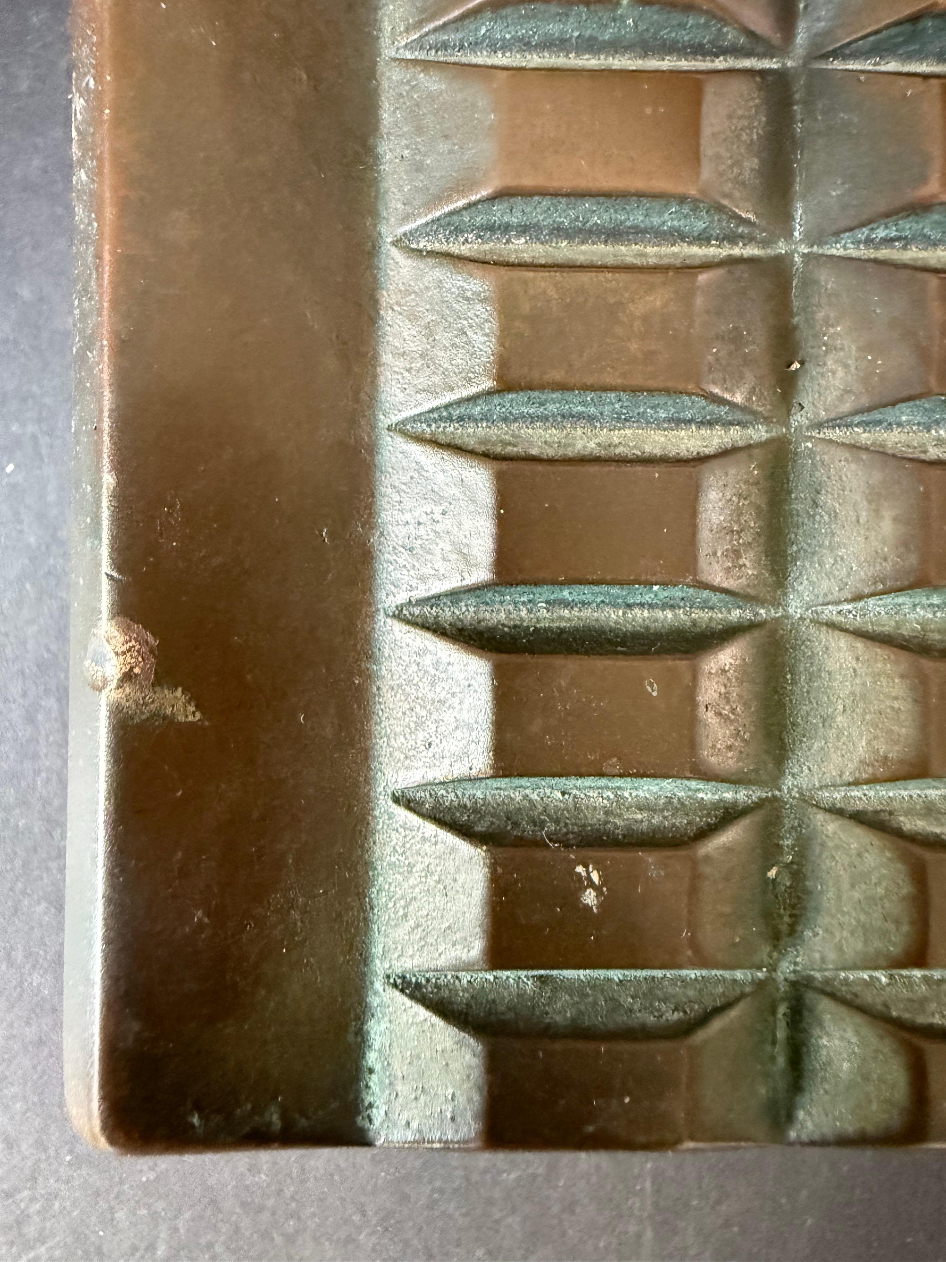 Bronze Push-Pull Door Handle with Raised Block Pattern For Sale 1