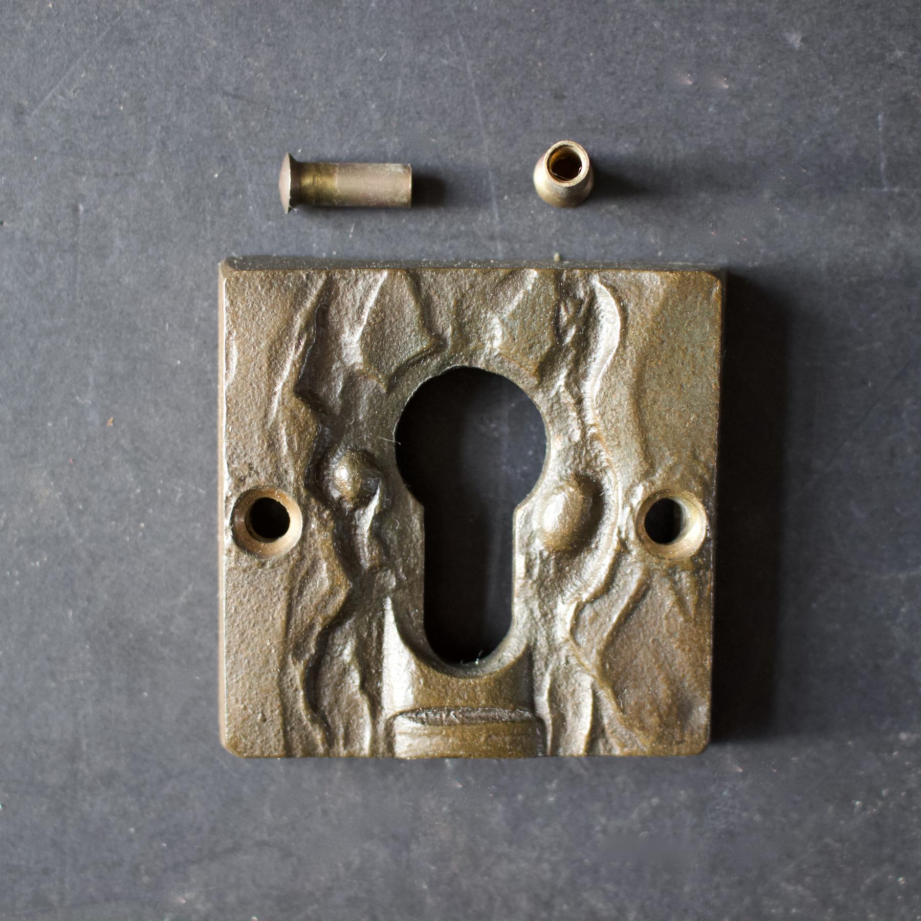 Bronze Push-Pull Handle with Lateral Abstract Design, 20th Century, European 2