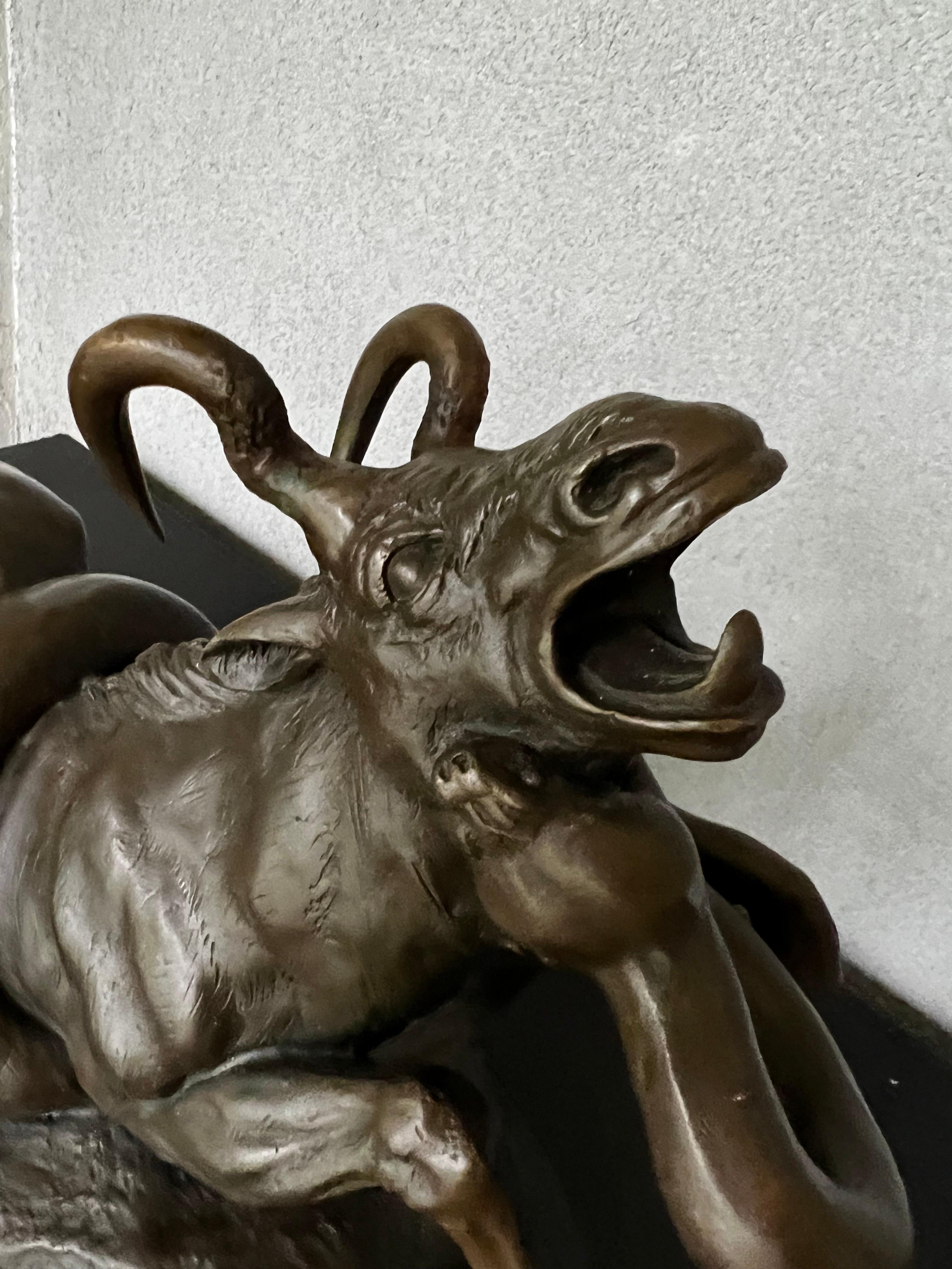 Bronze Python Killing Gnu Sculpture after Antoine-Louis Barye For Sale 2