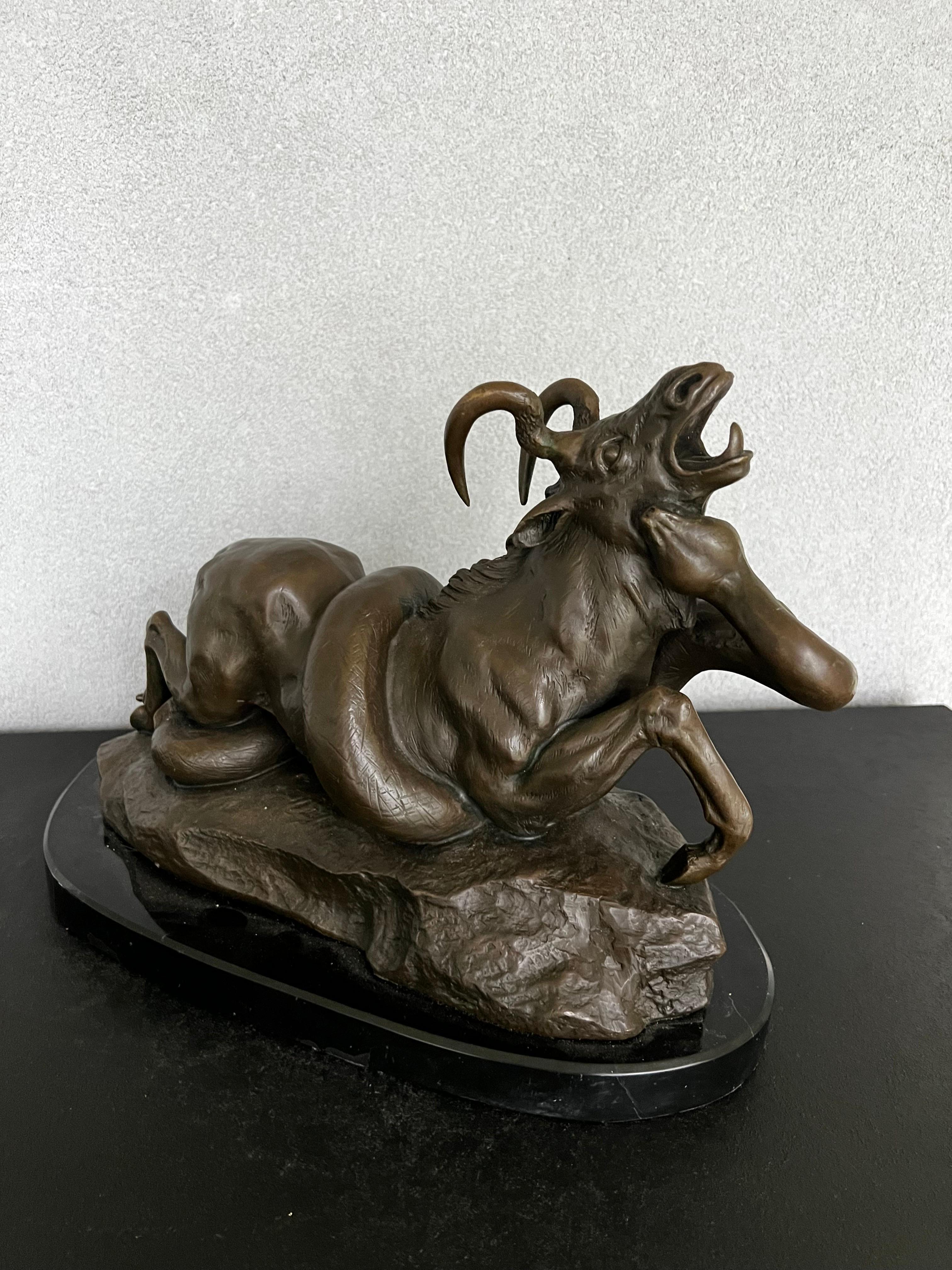 Bronze Python Killing Gnu Sculpture after Antoine-Louis Barye For Sale 4