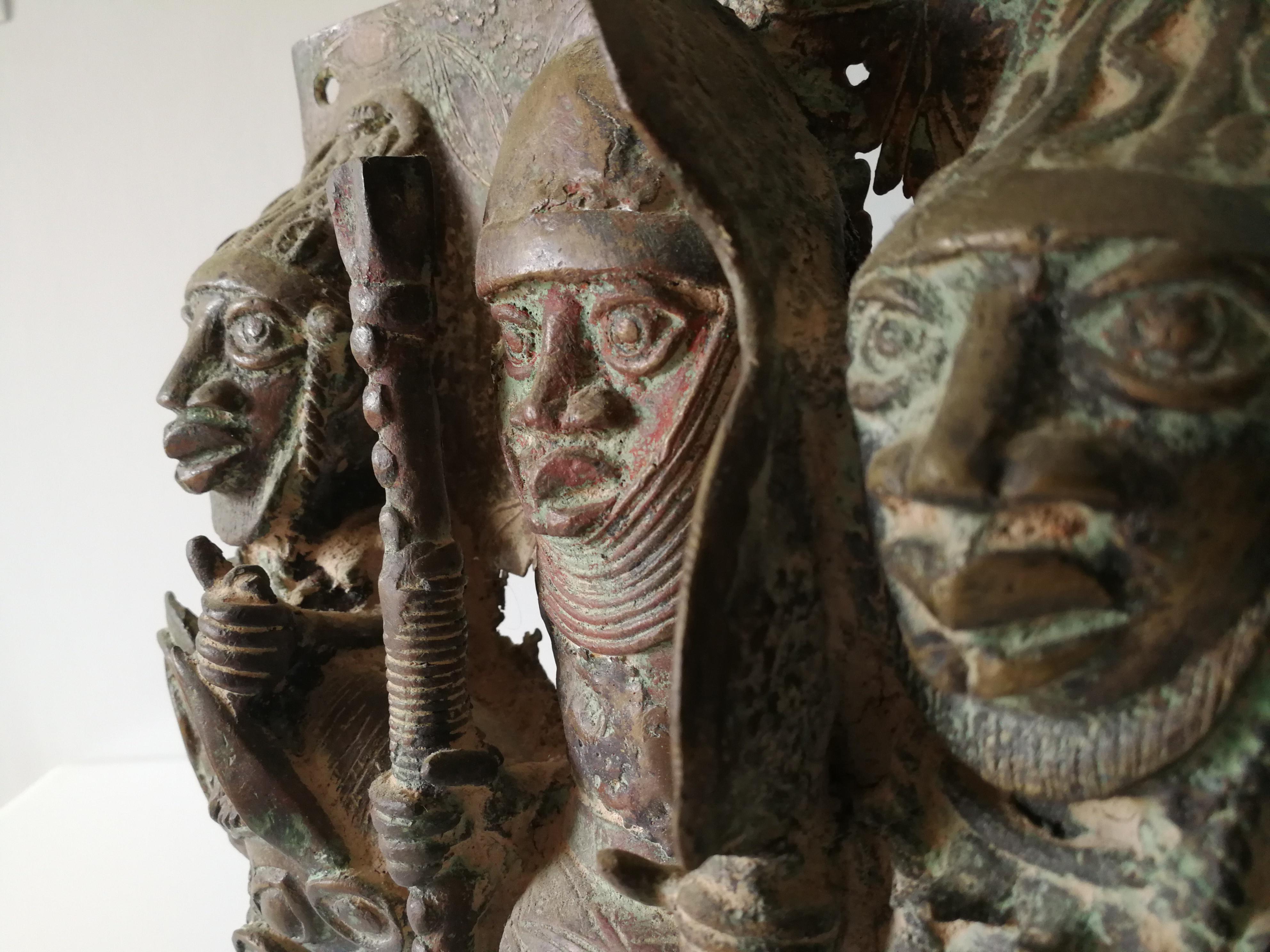 Bronze Relief Sculpture, Oba Warrior King on Horseback, Benin, 1900s In Distressed Condition In Benalmadena, ES